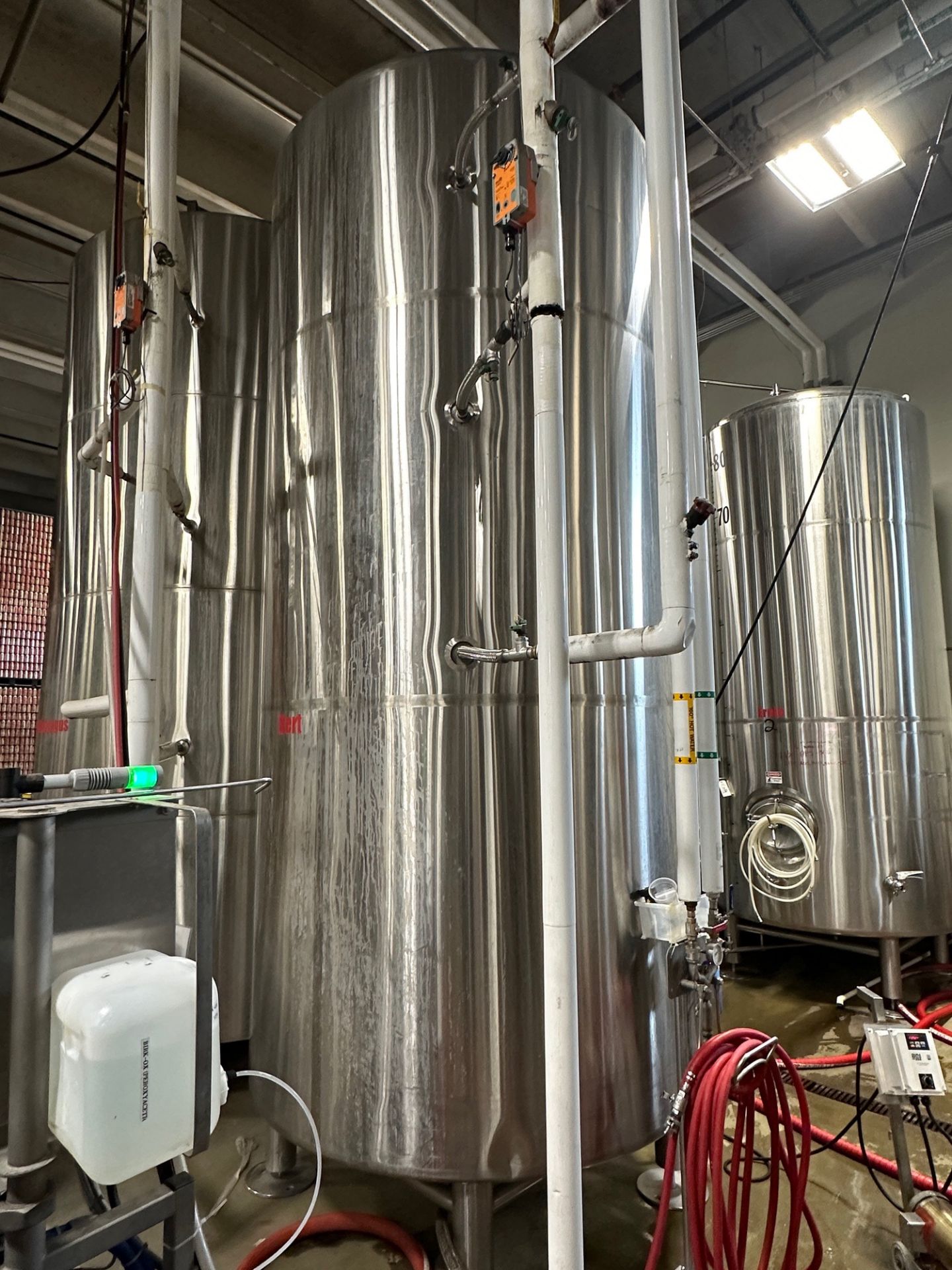 Premier Stainless 80 BBL Stainless Steel Brite Tank - Dish Bottom, Glycol Jacketed, | Rig Fee $1850 - Image 2 of 5