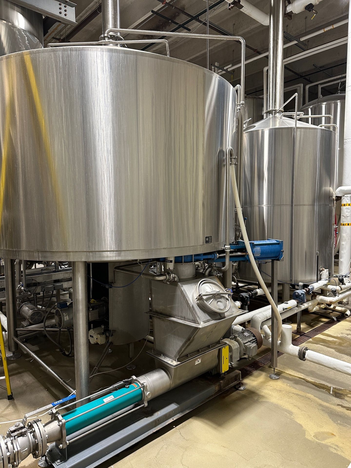 Newlands 4-Vessel 40 BBL Stainless Steel Brewhouse - Mash Mixer (Approx. 7' Diamete | Rig Fee $8500 - Image 5 of 35