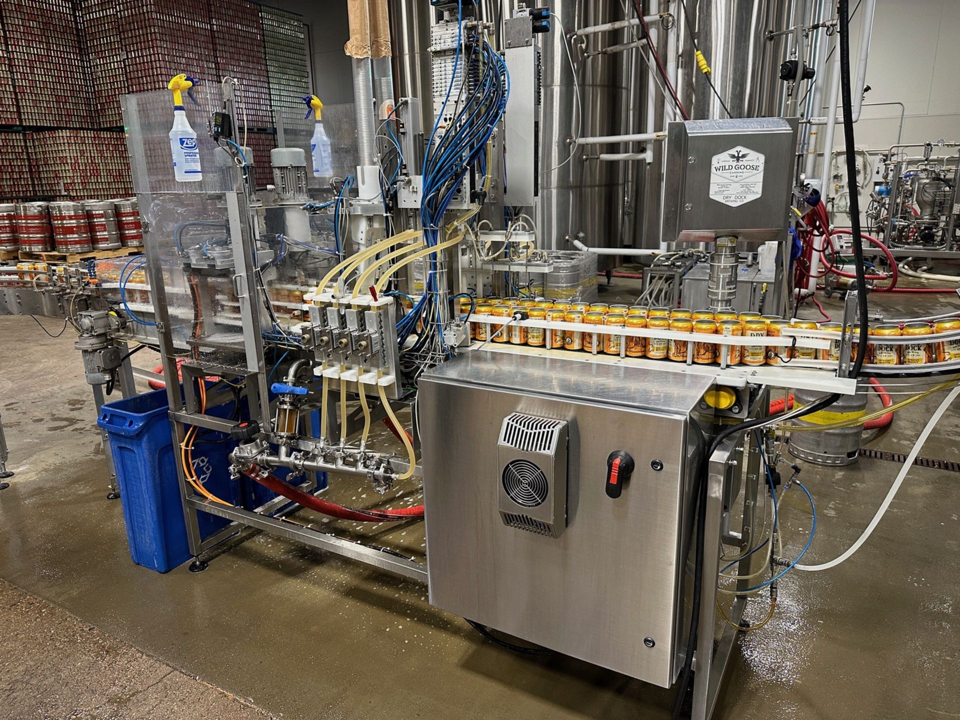 2016 Wild Goose 8-Head Canning Filler/Seamer with 12 OZ Rinse Cage - Model WGC 600, | Rig Fee $600 - Image 7 of 9