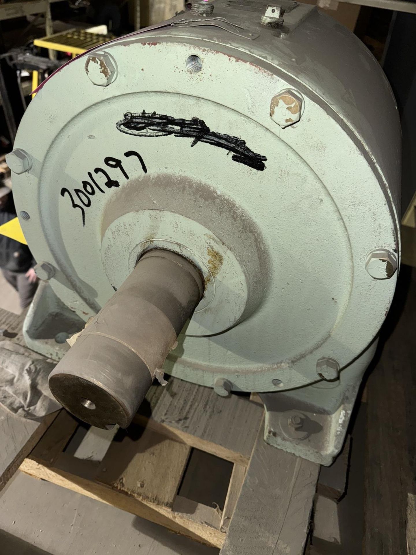 (1) Westinghouse Cat # 64D Gear Motor, 30 HP | Rig Fee $145 - Image 4 of 5