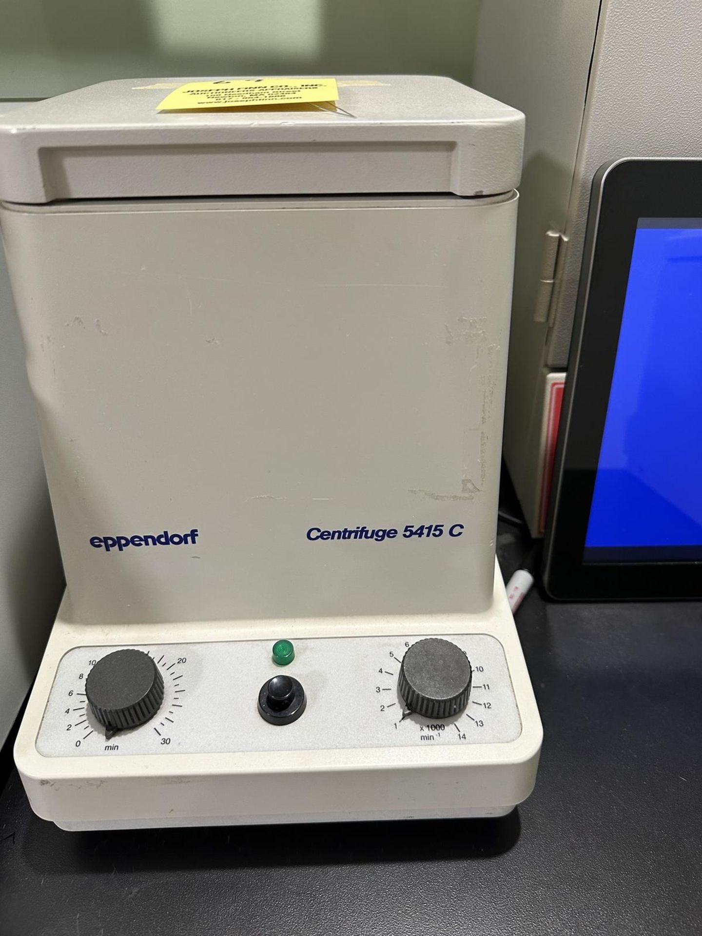 Eppendorf 5415C Centrifuge | Rig Fee $50