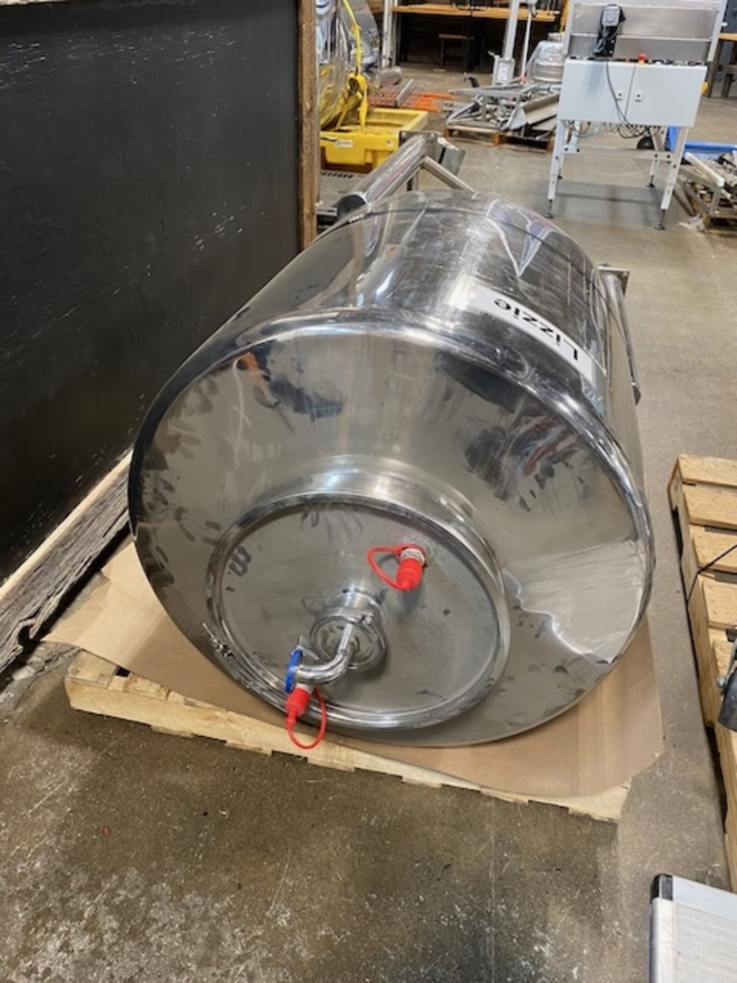 3 BBL Single-Wall Fermenter with Internal Glycol Coil, On Casters | Rig Fee $100 - Image 3 of 6