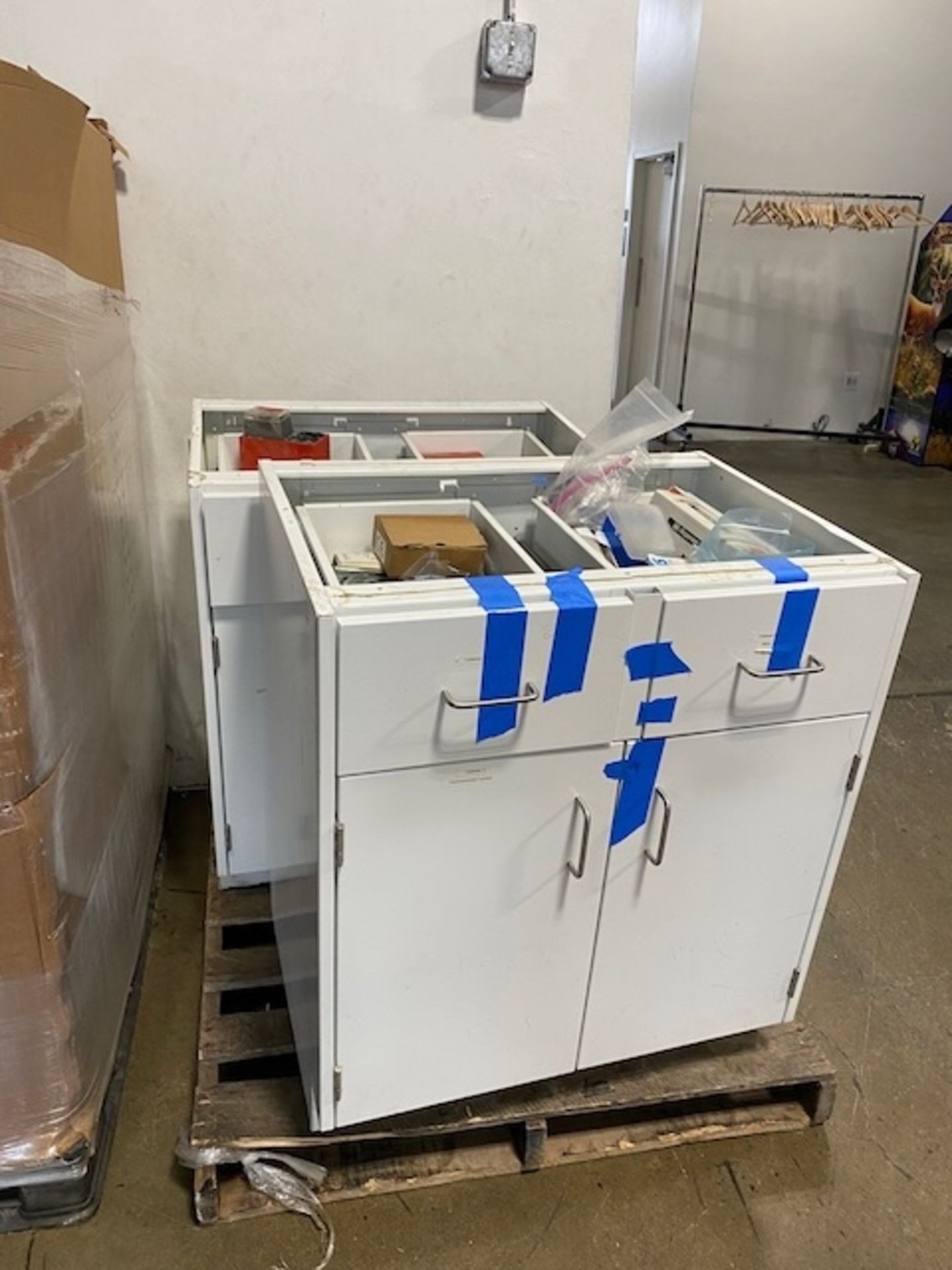 (2) Steel Lab Cabinets and Drawers | Rig Fee $35