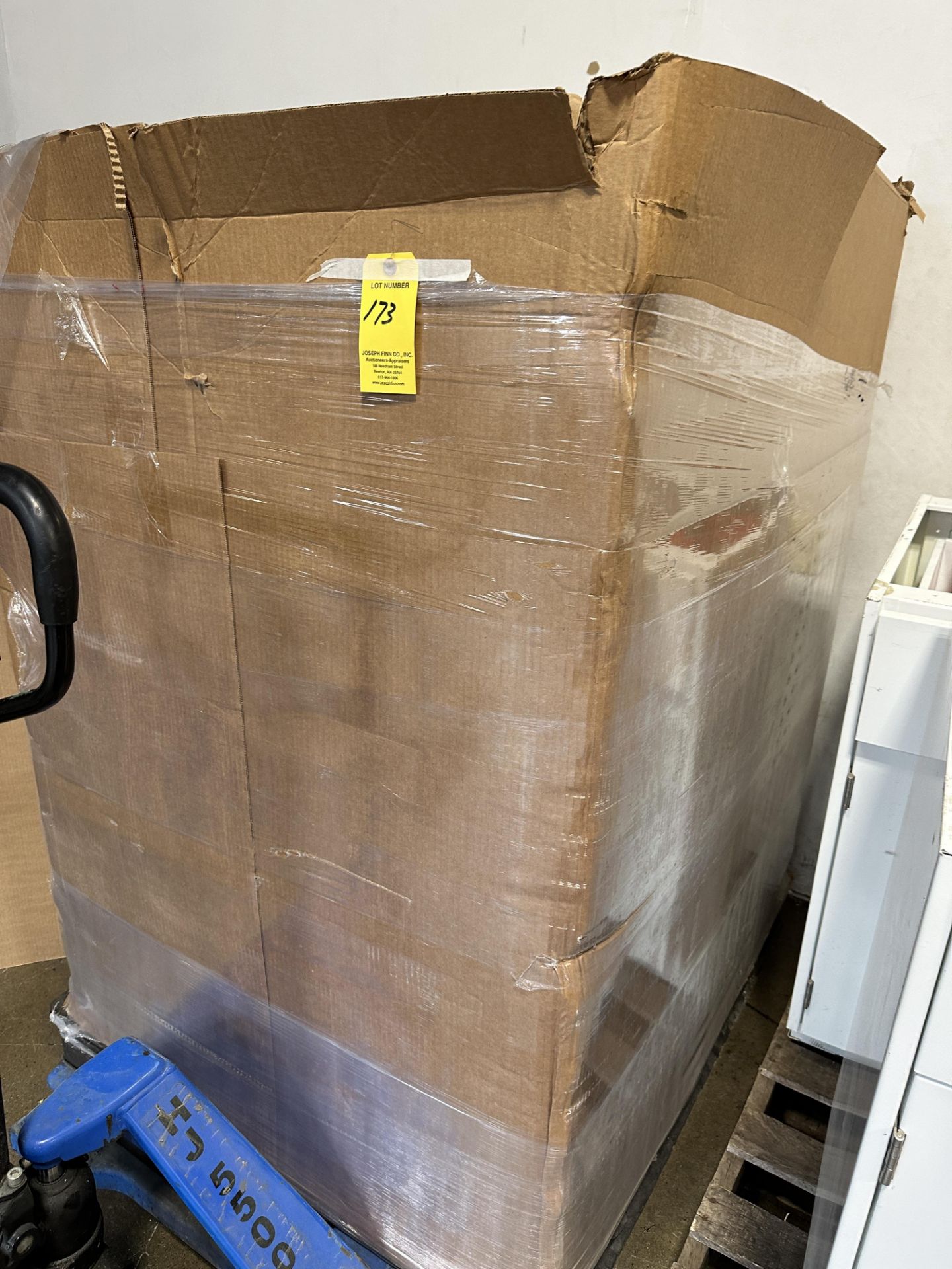 Pallet Of Adragh 202 Loe Can Ends. Approx. 370 Sleeves; 624 Ends/Sleeve; Approx. 23 | Rig Fee $35 - Image 3 of 5