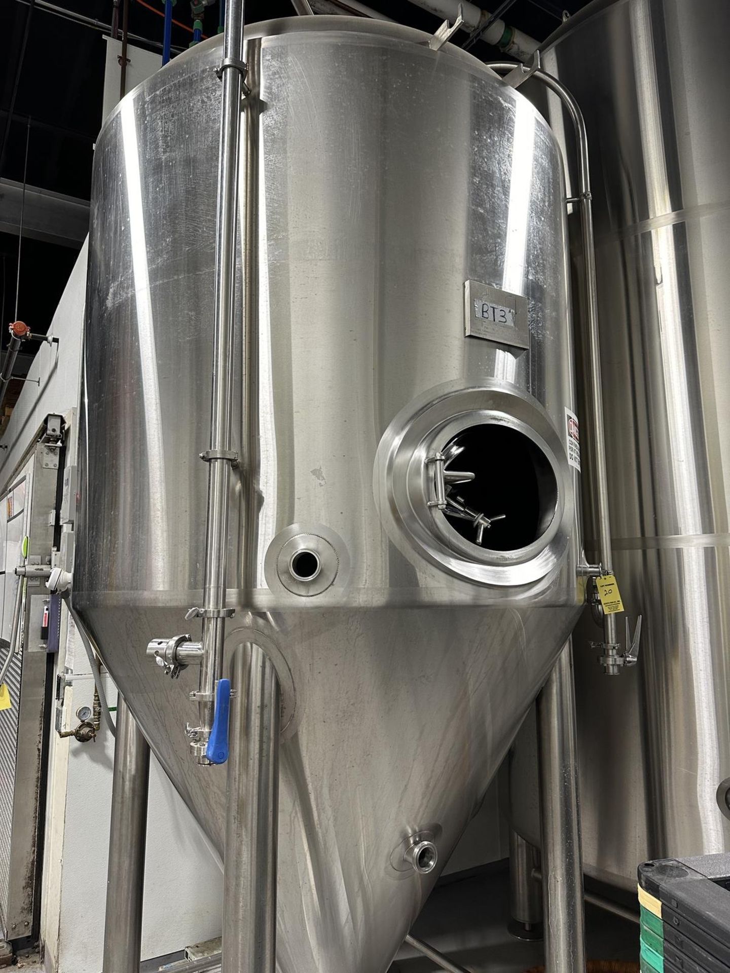 Pacific Brewery 30 BBL Unitank Fermenter (BT 3) | Rig Fee $1750