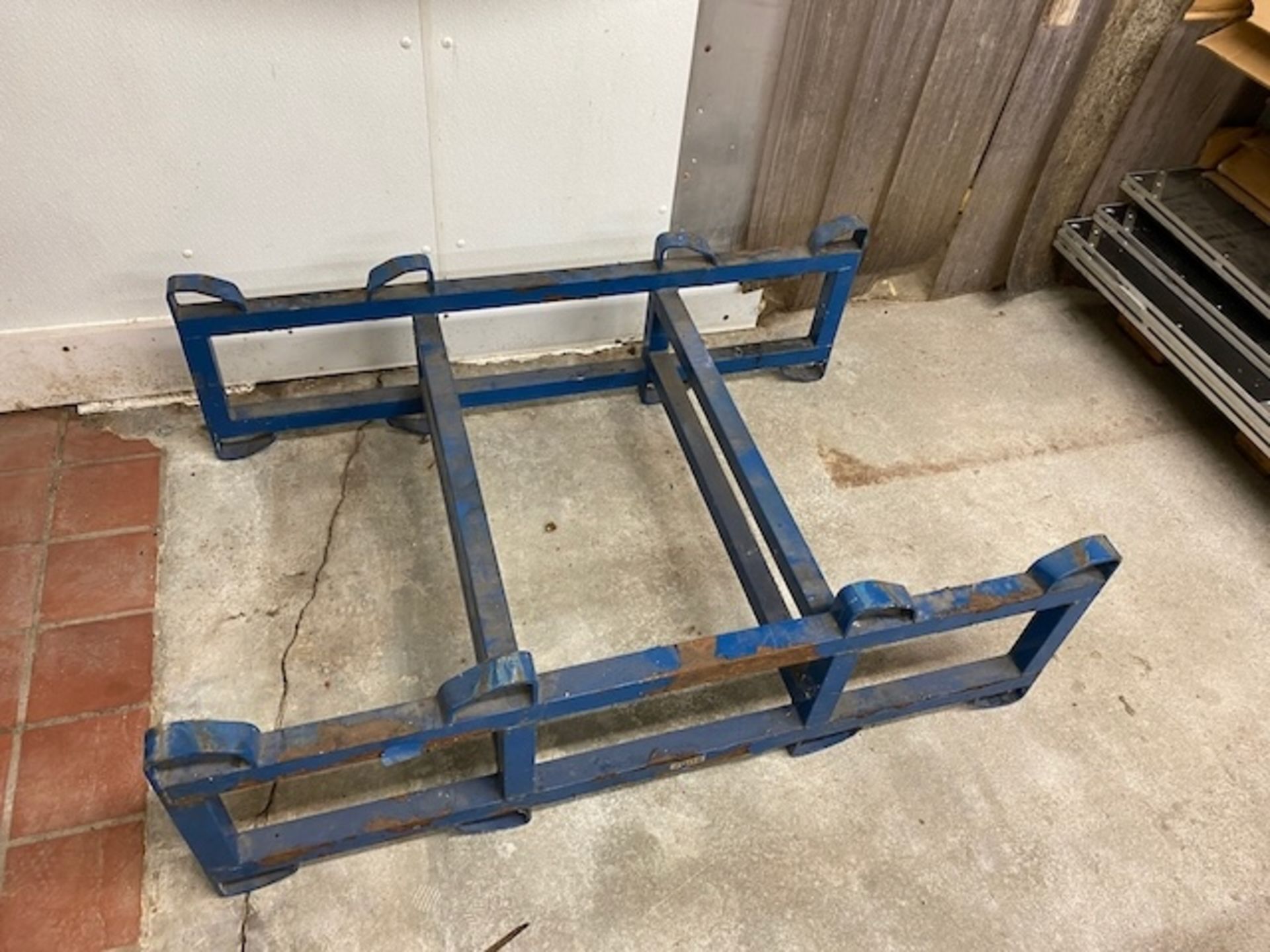 (8) Barrel Racks | Rig Fee $125 - Image 2 of 2