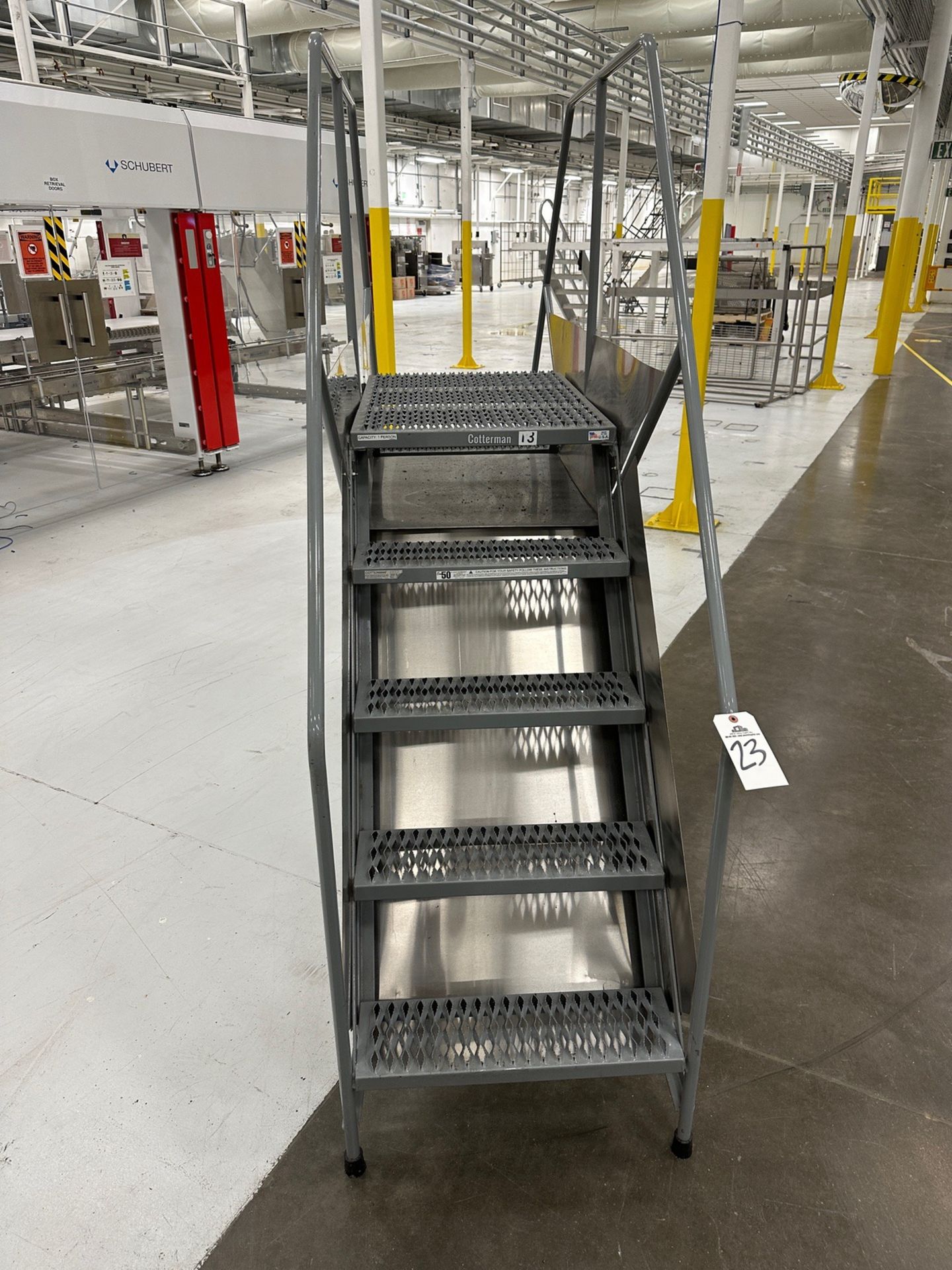 Cotterman Easy 50 - 350 LB. Capacity 5-Step Line Walkover with 3' x 2' Platform, 41 | Rig Fee $175 - Image 2 of 3