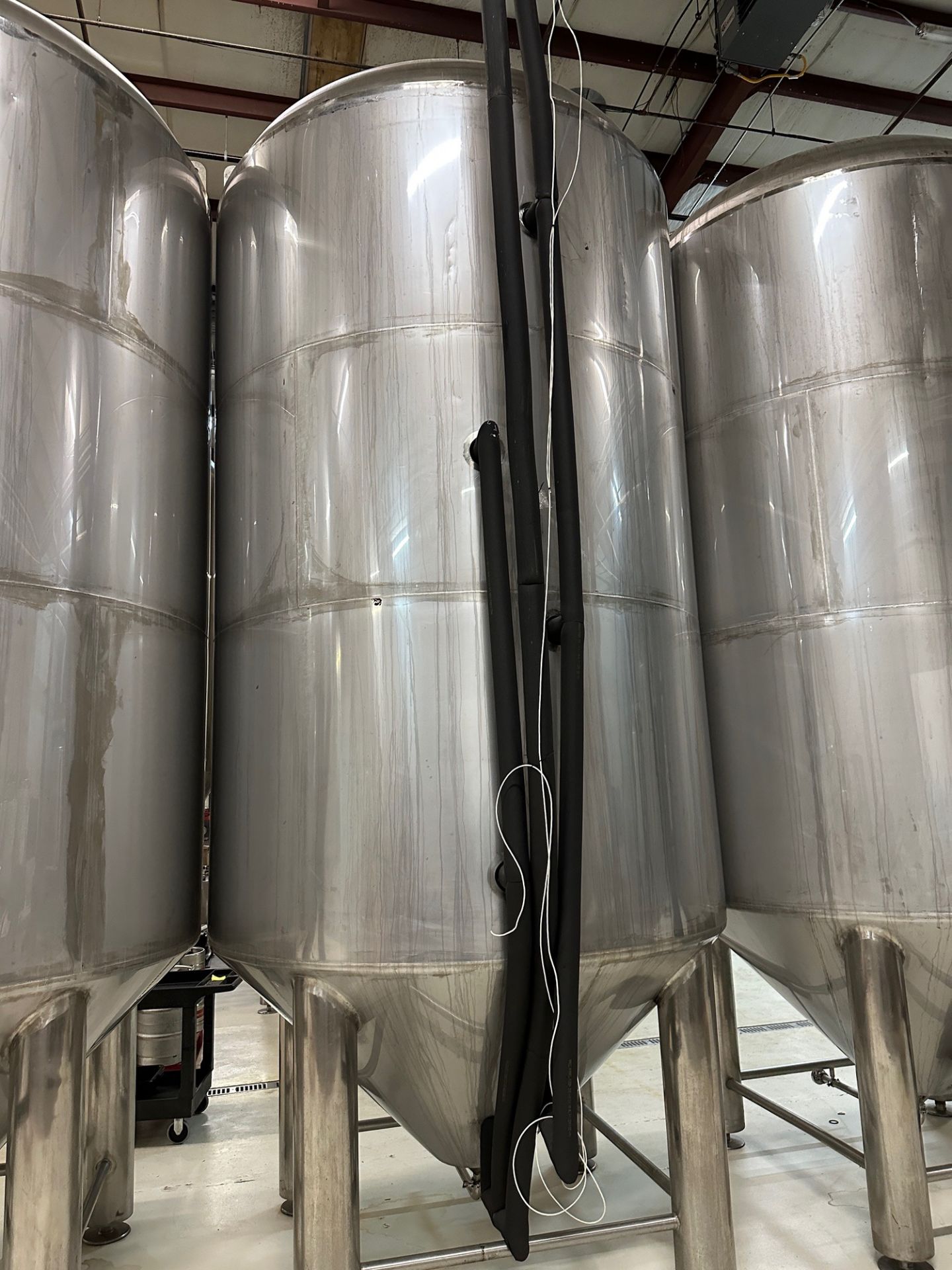 100 BBL Stainless Steel Fermentation Tank - Cone Bottom, Glycol Jacketed, Manway, Z | Rig Fee $1850 - Image 2 of 4