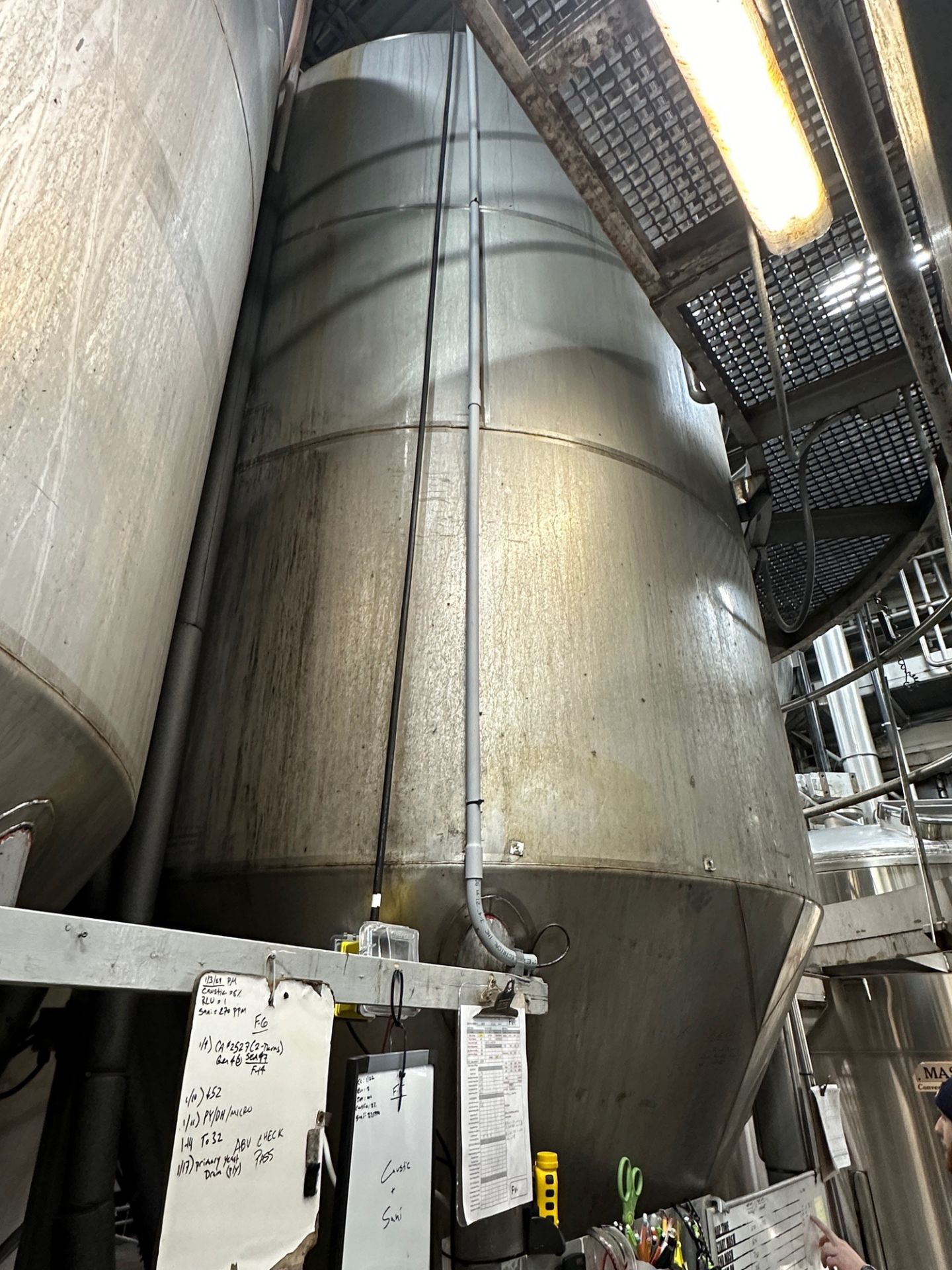 120 BBL Stainless Steel Fermentation Tank (F4) - Cone Bottom, Glycol Jacketed, Mand | Rig Fee $2500 - Image 4 of 5