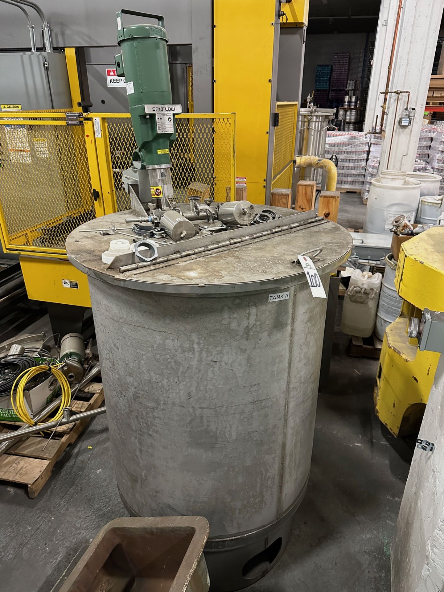 150 Gallon Stainless Steel Mixing Tank with SPX Lightnin Model X5P25 Mixer | Rig Fee $250