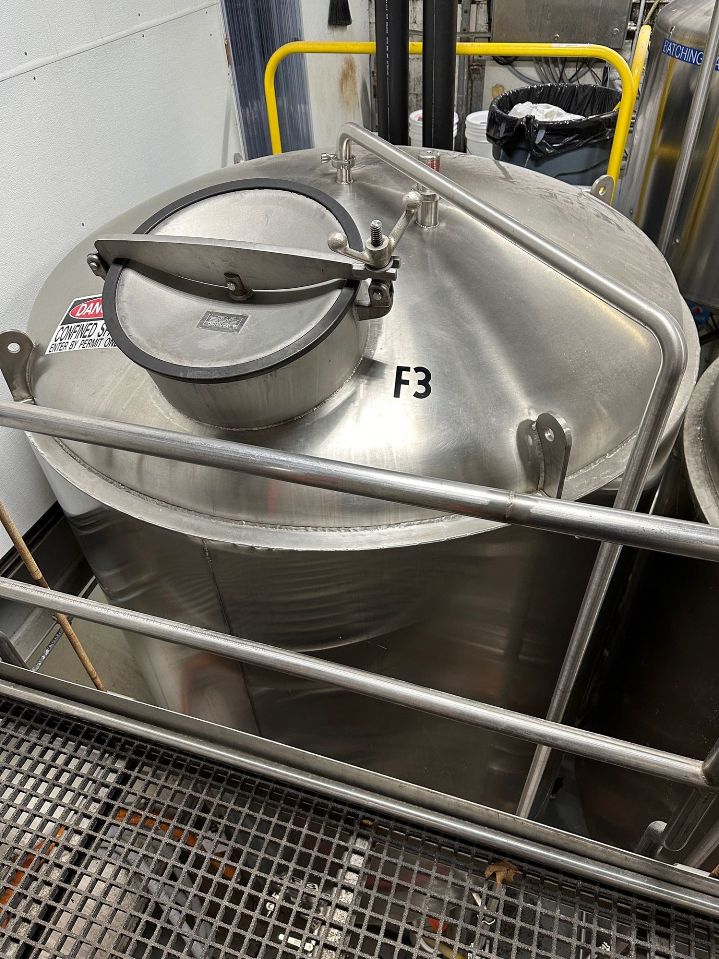 McCann 70 BBL Stainless Steel Fermentation Tank (F3) - Cone Bottom, Glycol Jacketed | Rig Fee $1400 - Image 4 of 4