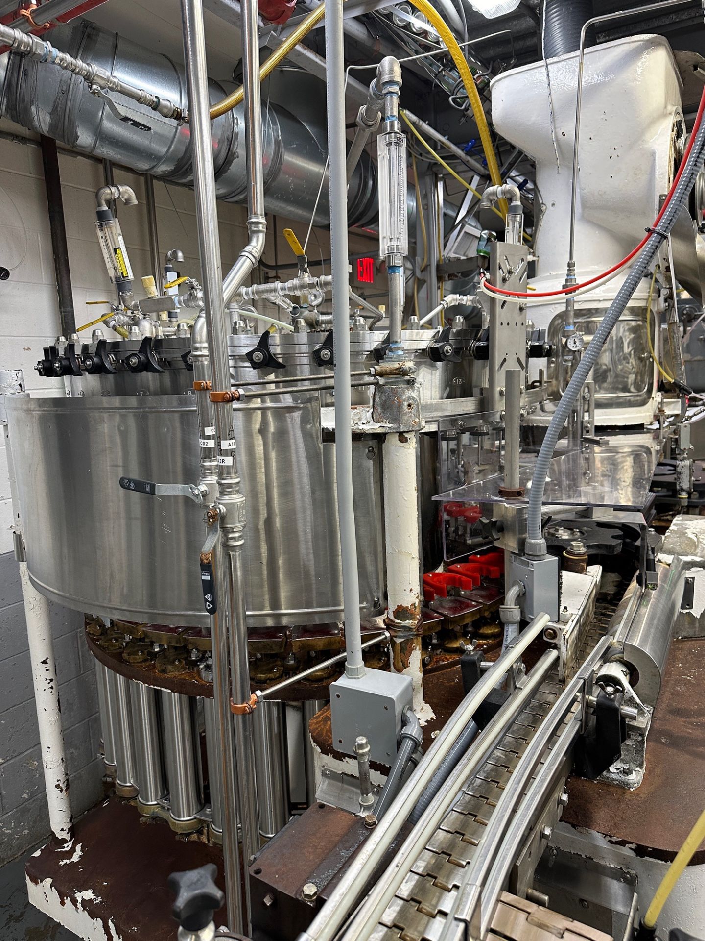 Meyer 34-8 Bottle Filling Machine with Crown Hopper and Feeder | Rig Fee $2500 - Image 2 of 12