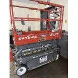 Skyjack SJIII-3219 Electric Scissor Lift w/ Control | Rig Fee $150 delayed removal