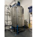 Walker 1600 Gallon Stainless Steel Mix Tank w/ Top Mounted Agitator, | Rig Fee: $2200