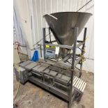 Tri-Berry Stainless Steel Weigh Station with Hopper and Avery Weigh-Tron | Rig Fee $250