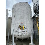 Stainless Steel 12,000 Gallon Tank - Dish Bottom, Manway (Approx. 12' Di | Rig Fee $2250