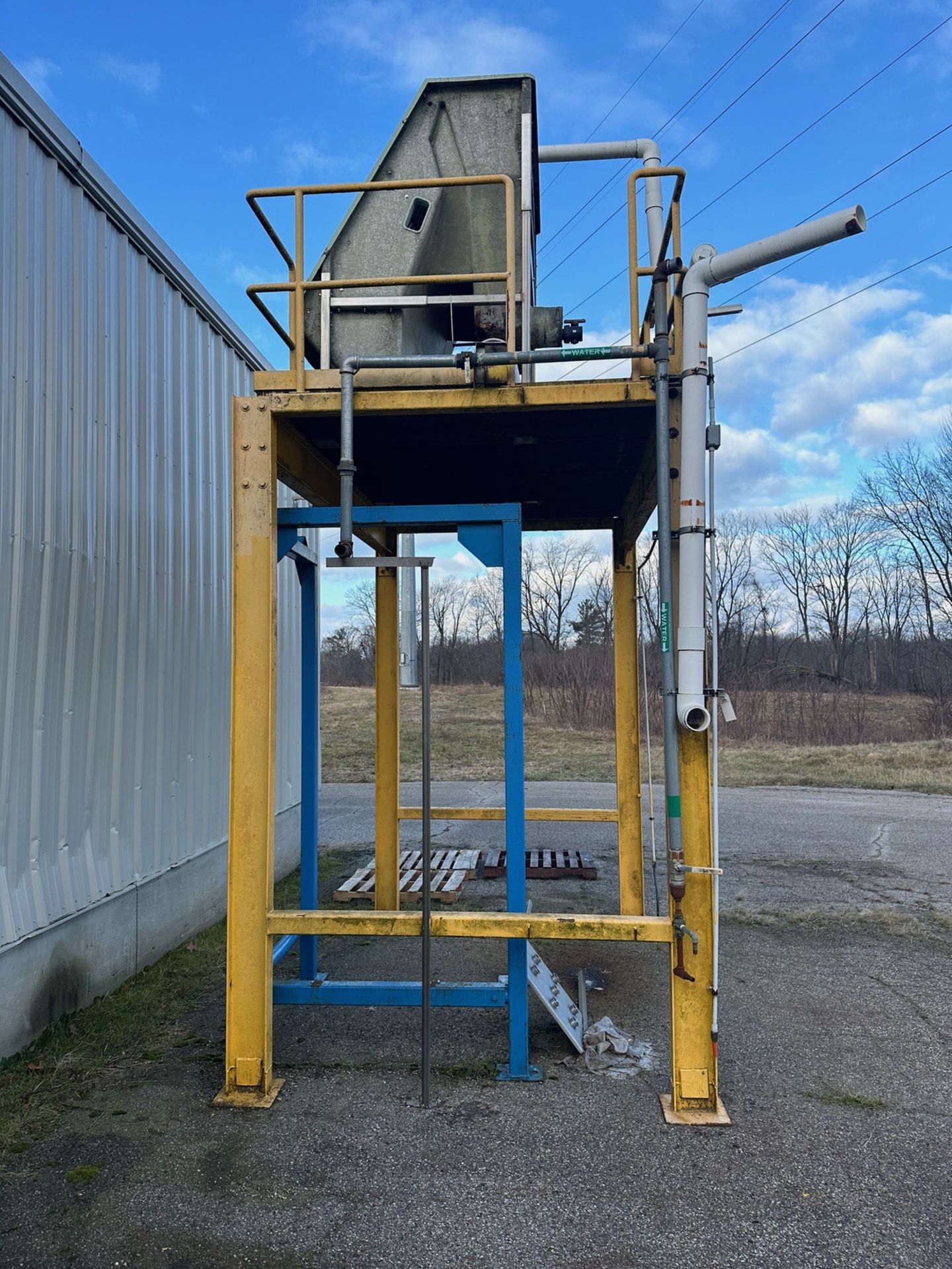 Bauer Hydrasieve on Platform (Approx. 12'6" x 8' and 12' From Ground) | Rig Fee $500
