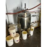 Stainless Steel Pressure Vessel, Approx. 300L | Rig Fee $125