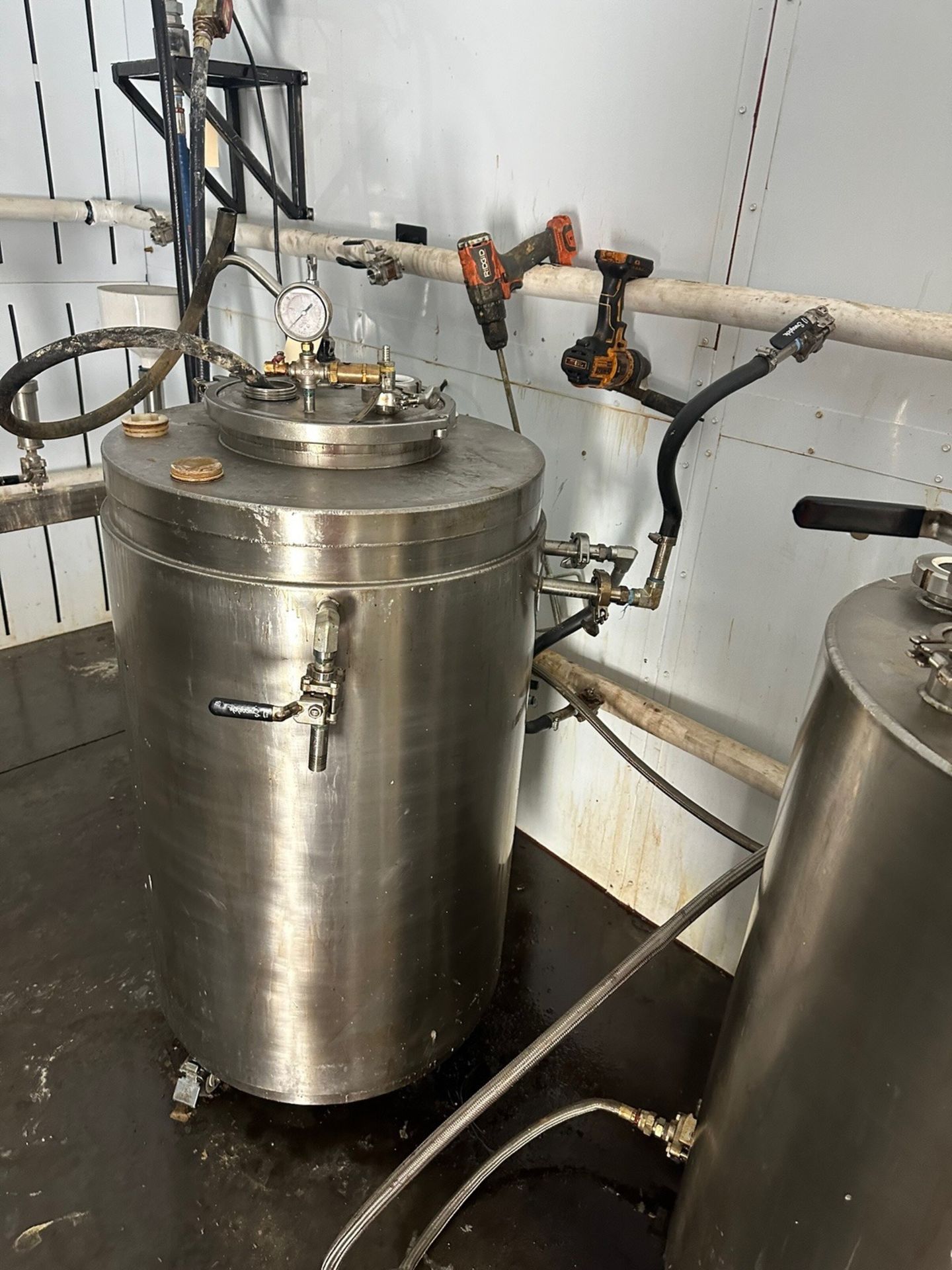 400L Stainless Steel Vessel | Rig Fee $125 - Image 4 of 4
