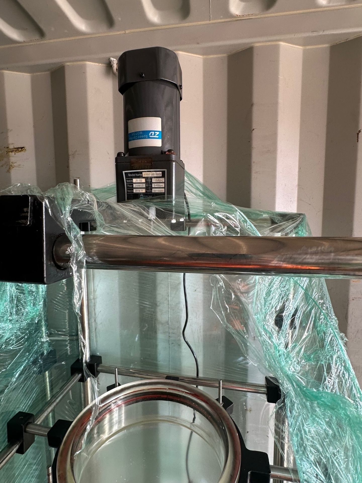 100L Glass Reactor, Jacketed With Agitator | Rig Fee $200 - Image 2 of 4