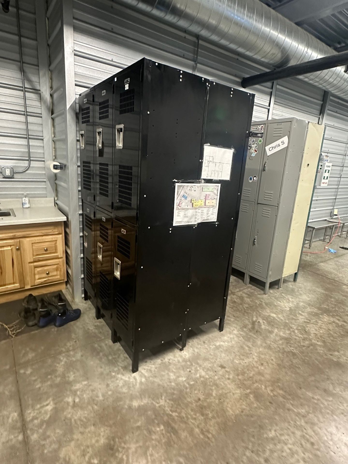 Double Bank Lockers | Rig Fee $200