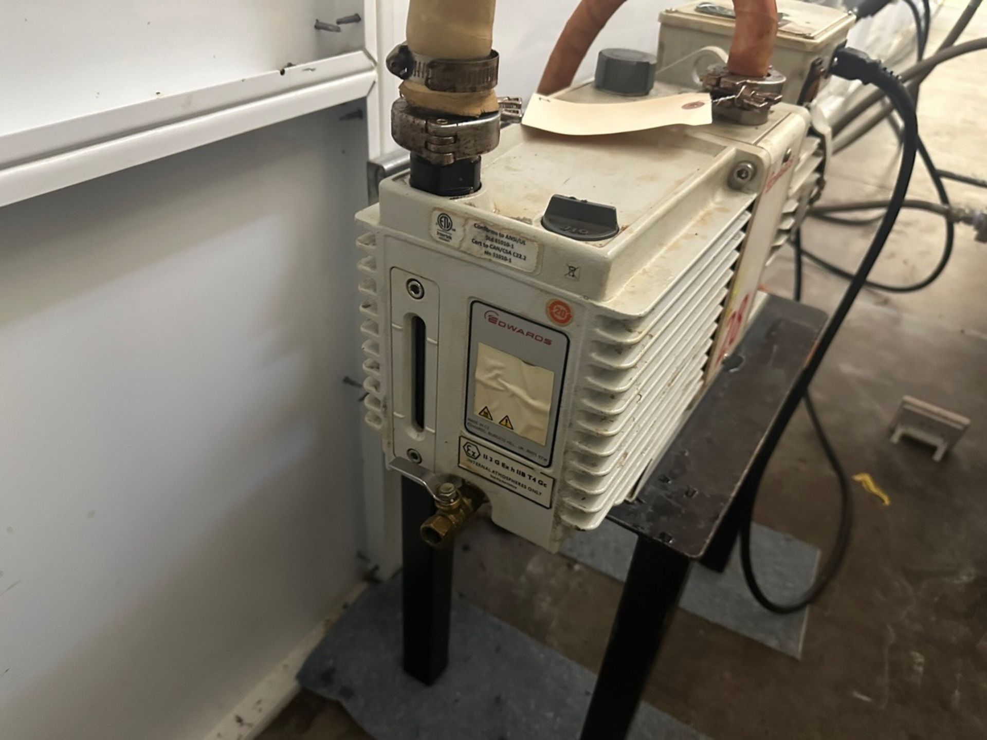 Edwards 28 Vacuum Pump | Rig Fee $20 - Image 2 of 3