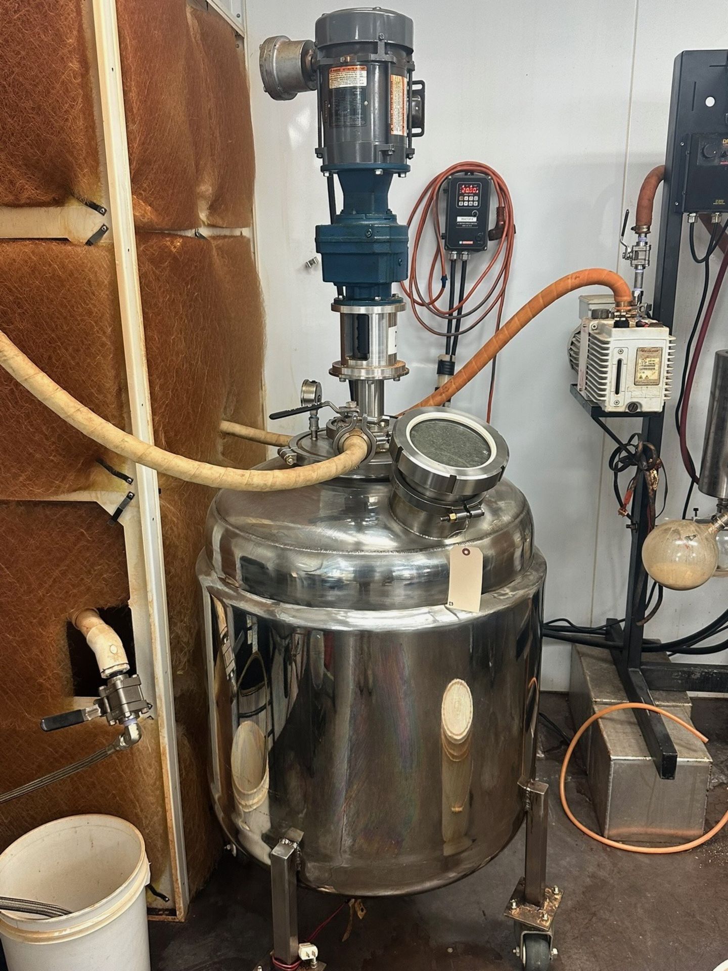 Stainless Steel Pressurized Vessel, With Agitation, | Rig Fee $100