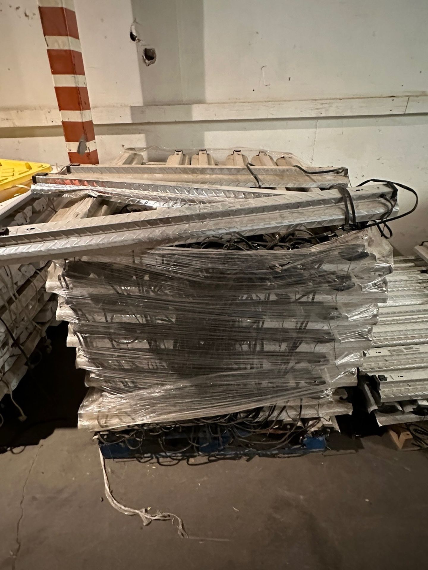 (2) Pallets of Lithonia Model 1233 Fluorescent Shop Lights, and (1) Palle | Rig Fee $200 - Image 2 of 4