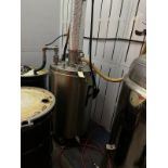 Stainless Steel Distillation Vessel | Rig Fee $200