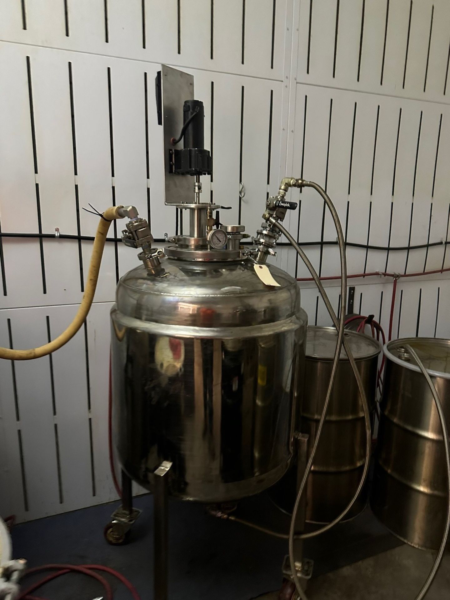 Stainless Steel Jacketed Tank 300L, With Agitation | Rig Fee $125