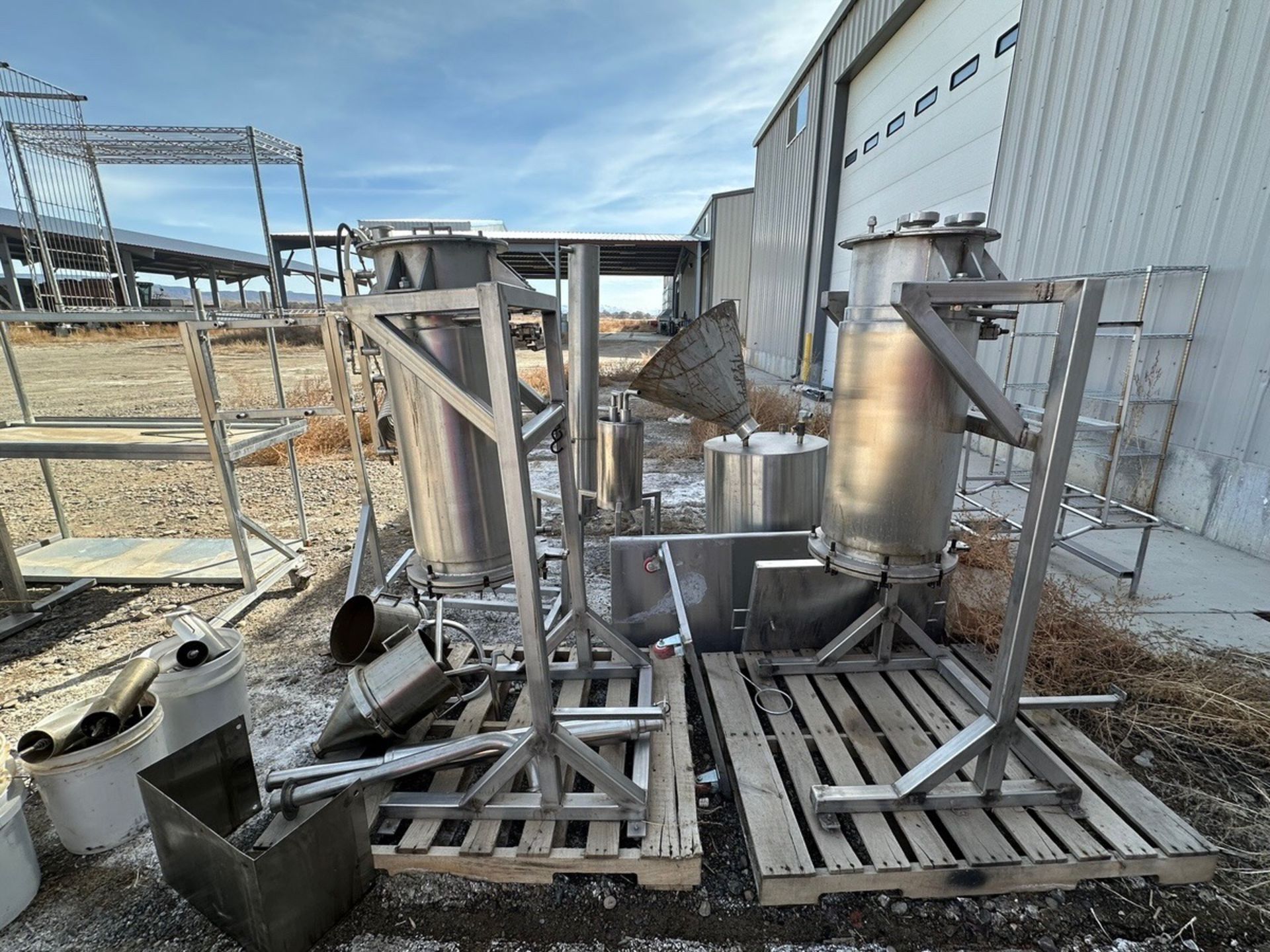 Lot Of Filers, Stainless Steel Tables, Parts | Rig Fee $350 - Image 12 of 16