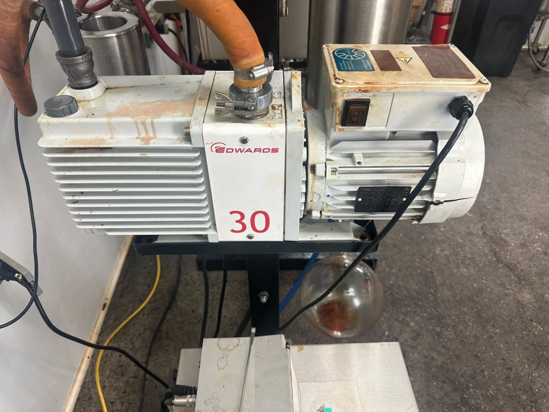 CBD Extractor With, Julaba Heat Bath, Chemical Pump, Dart VFD, Edwards 30 | Rig Fee $350 - Image 5 of 9