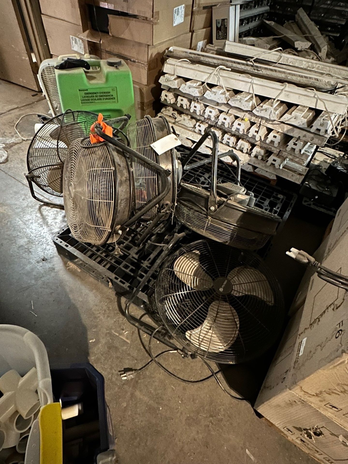 Pallet Of Shop Fans | Rig Fee $35 - Image 2 of 3