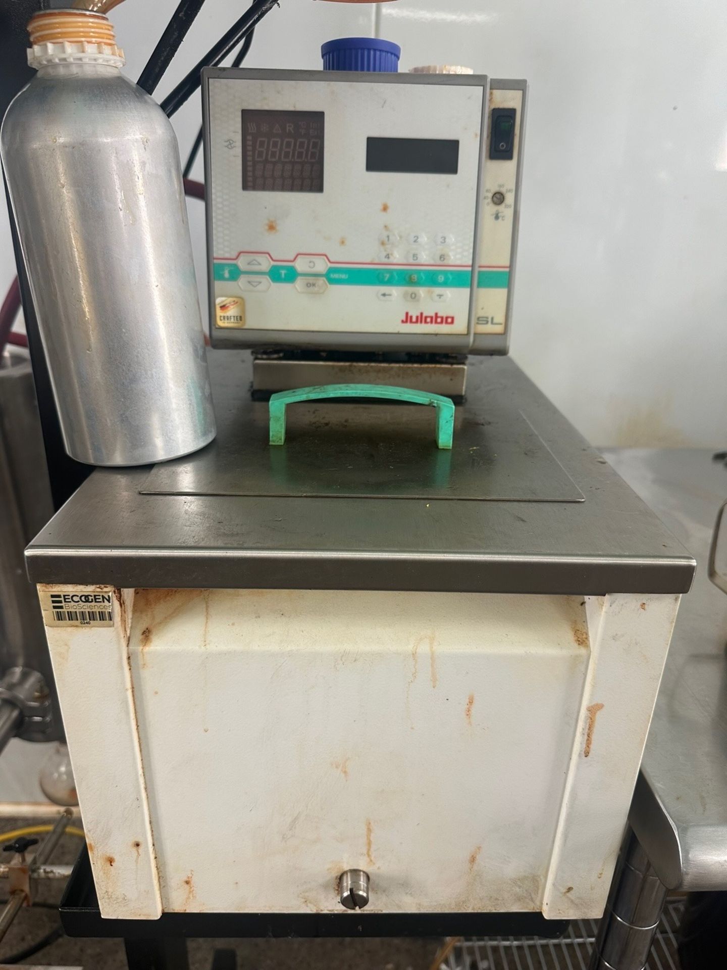 CBD Extractor With, Julaba Heat Bath, Chemical Pump, Dart VFD, Edwards 30 | Rig Fee $350 - Image 3 of 9