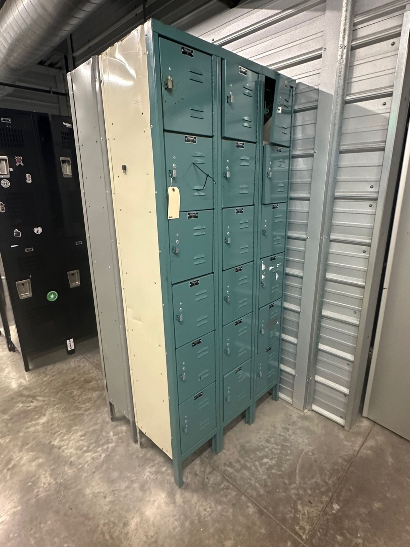 Double Bank Lockers | Rig Fee $200