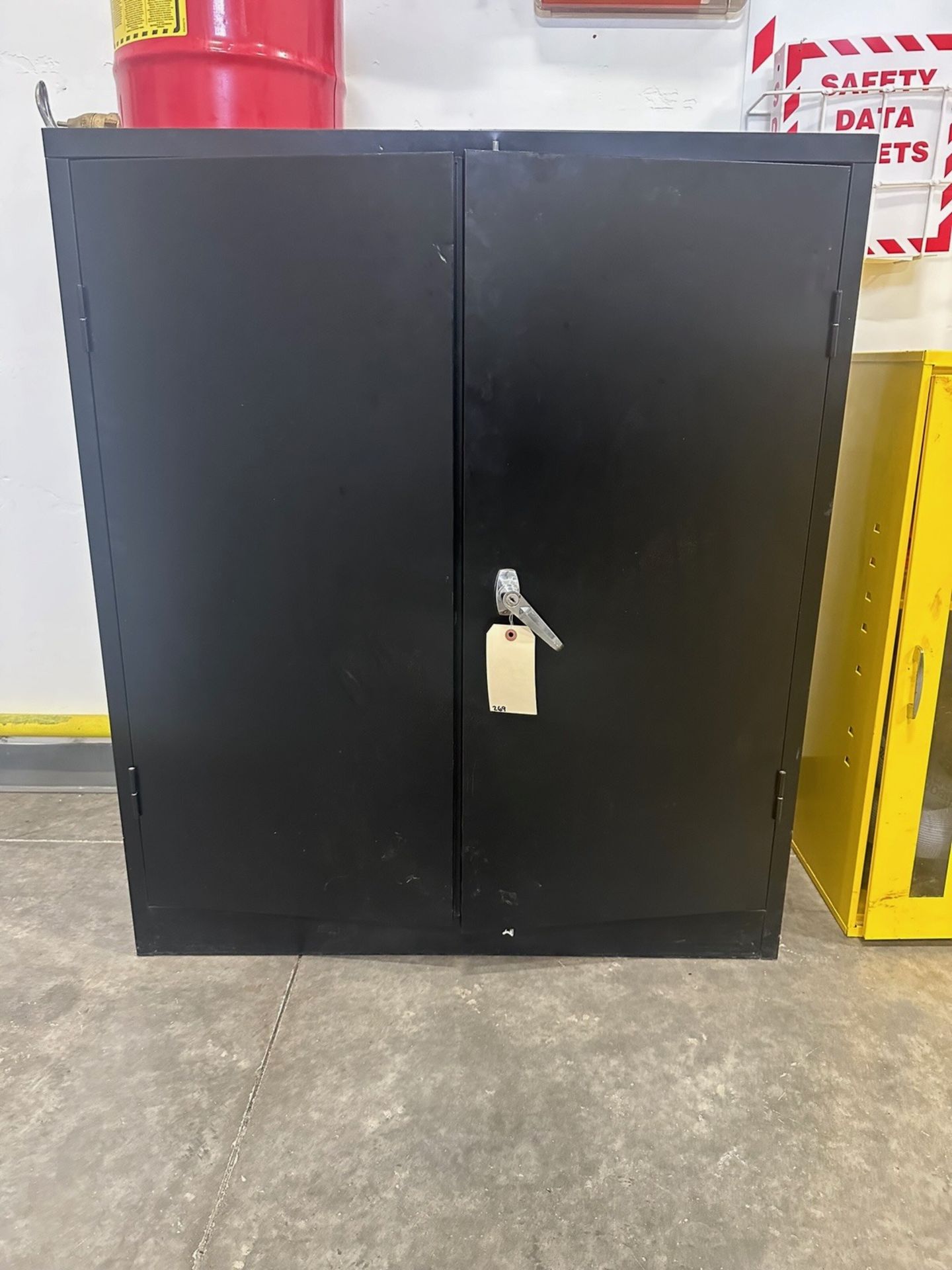 2 Door Metal Cabinet' | Rig Fee $50