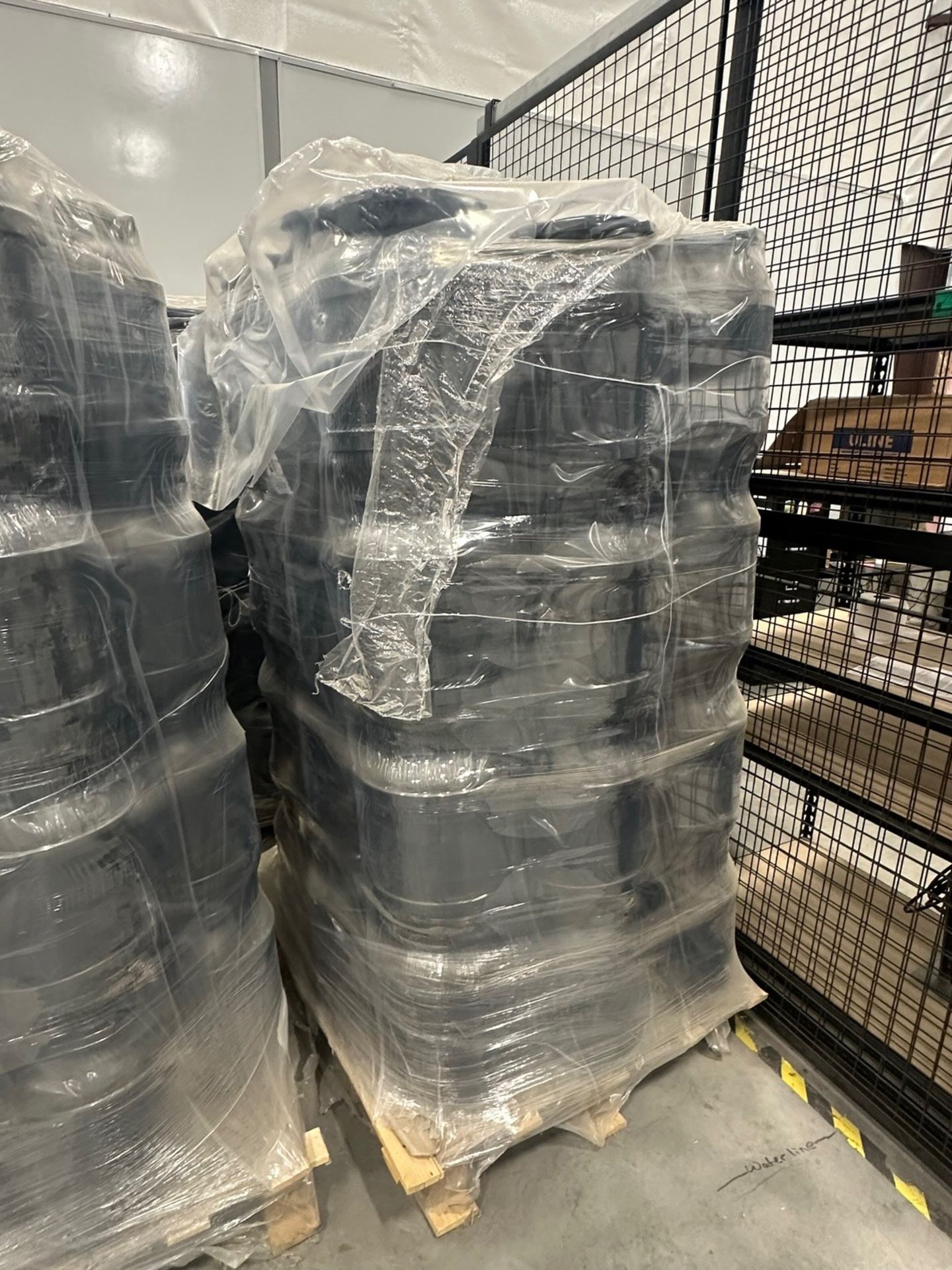 Food Grade, Sealing Bins | Rig Fee $125 - Image 11 of 15