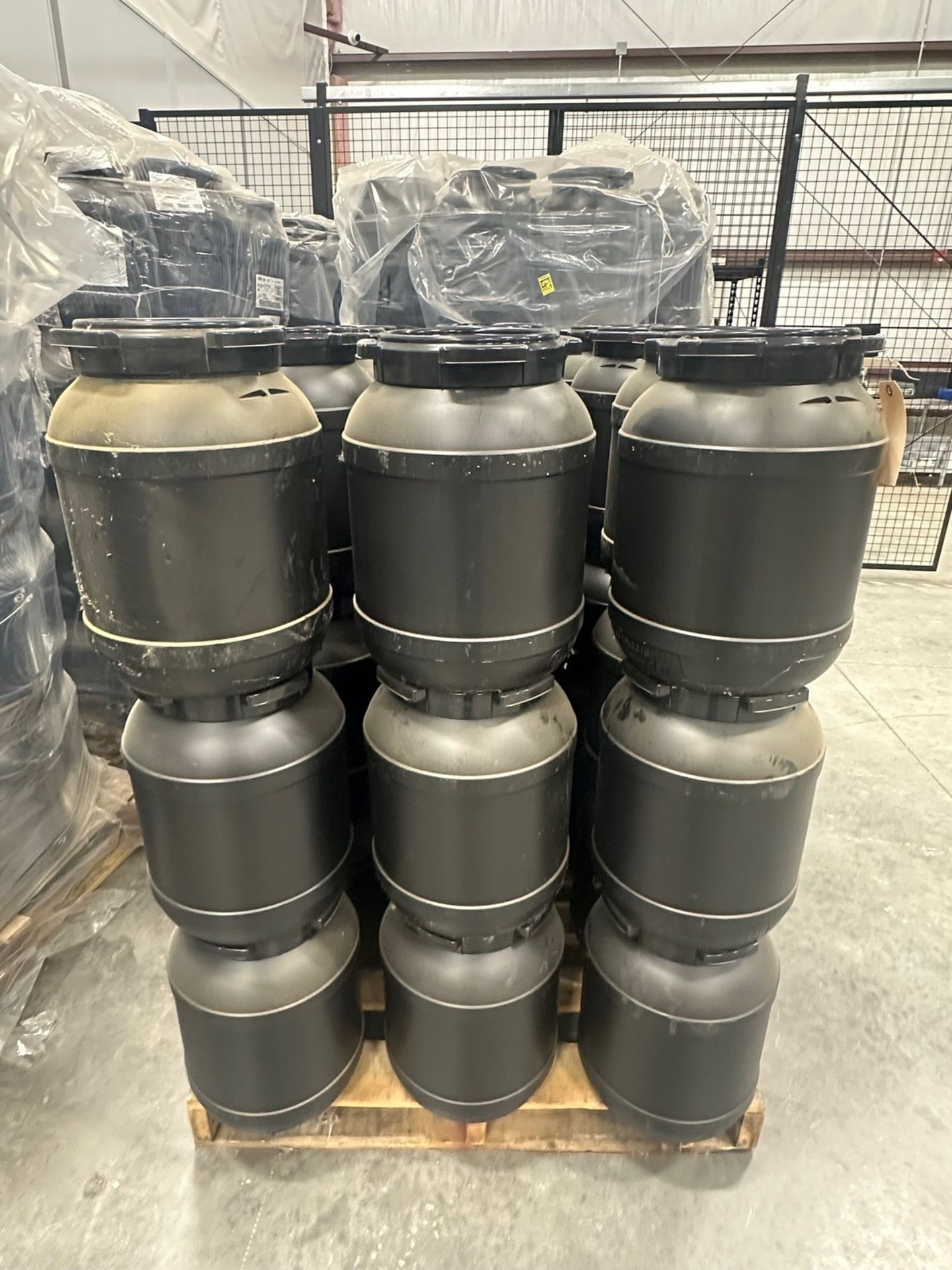 Food Grade, Sealing Bins | Rig Fee $125 - Image 8 of 15