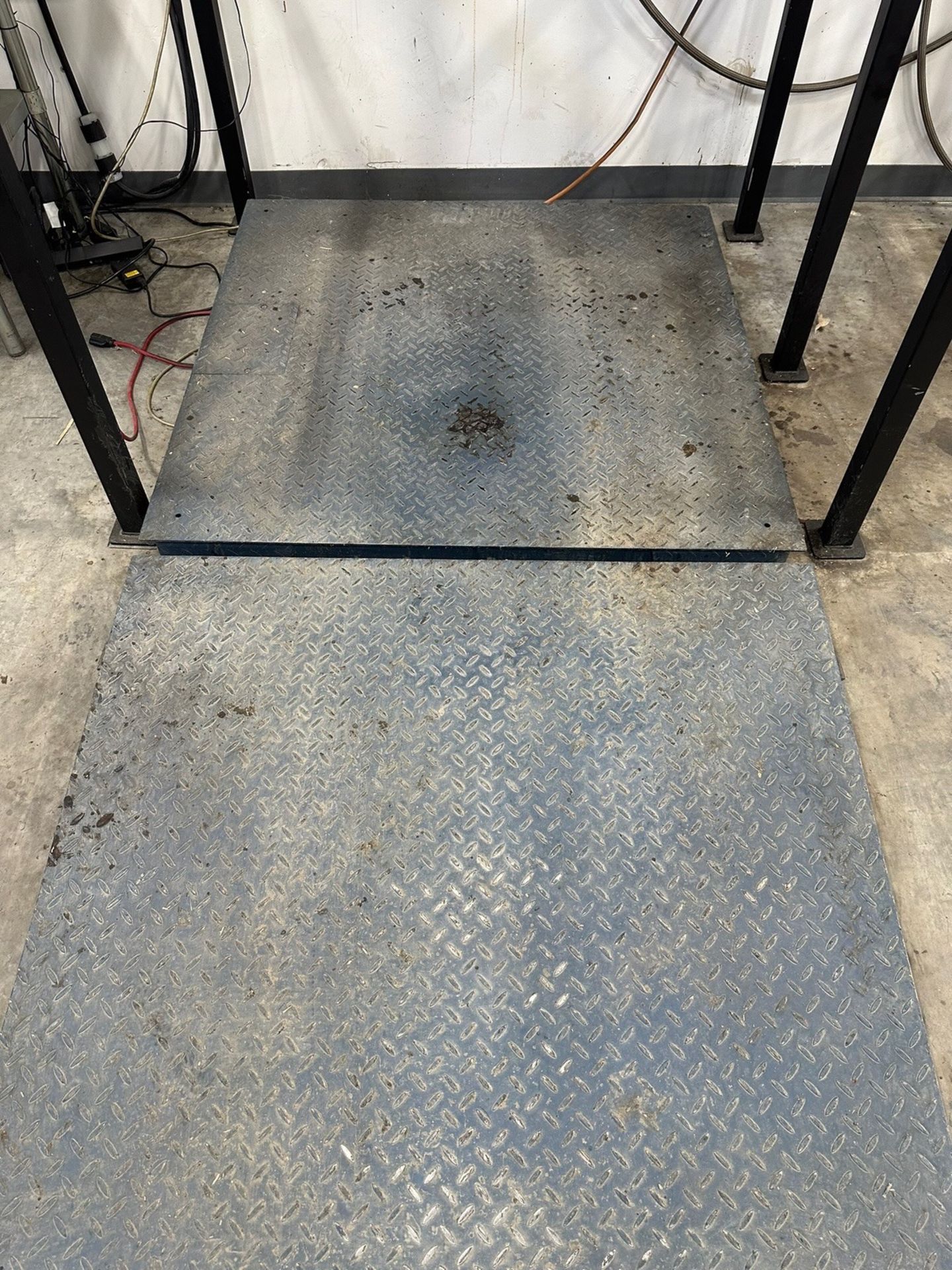 Pallet Scale with Digital Readout | Rig Fee $50 - Image 2 of 2