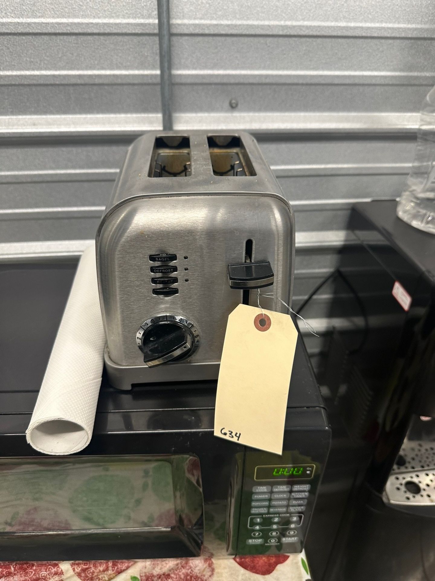 Microwaves, Toaster Water Dispenser | Rig Fee $50 - Image 2 of 5
