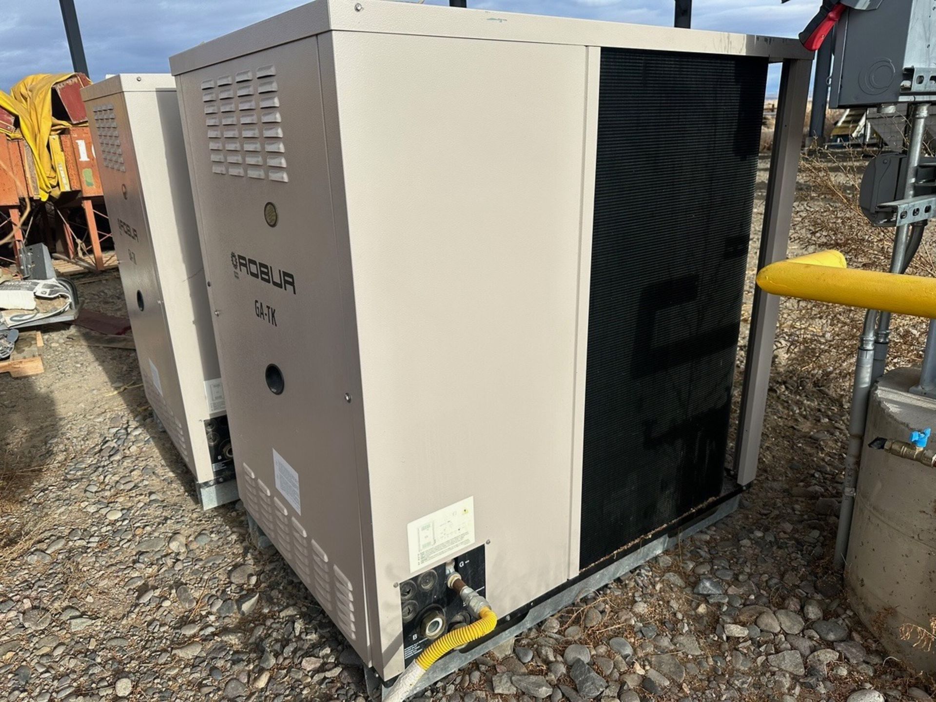 Robur GA-TK Gas Absorbtion Chiller | Rig Fee $125 - Image 3 of 4