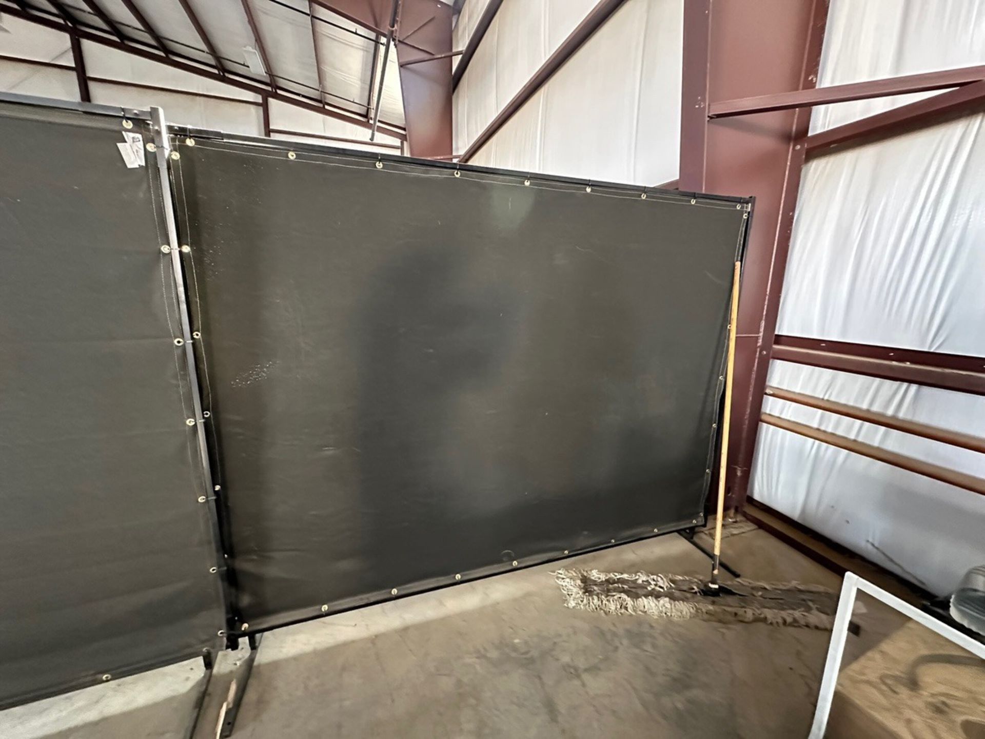 6 Welding Curtains | Rig Fee $50 - Image 6 of 6