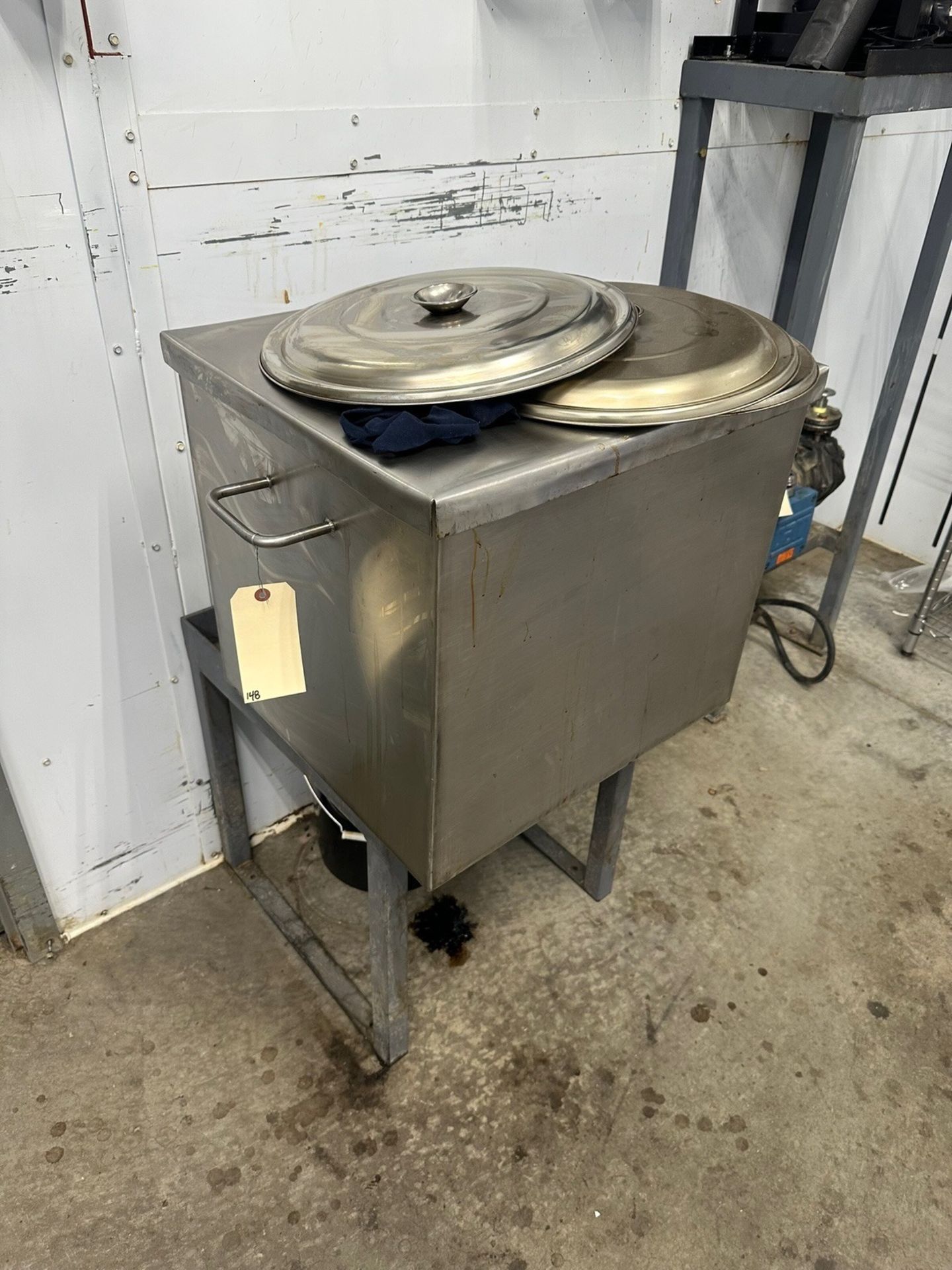 Stainless Steel Holding Tank | Rig Fee $100