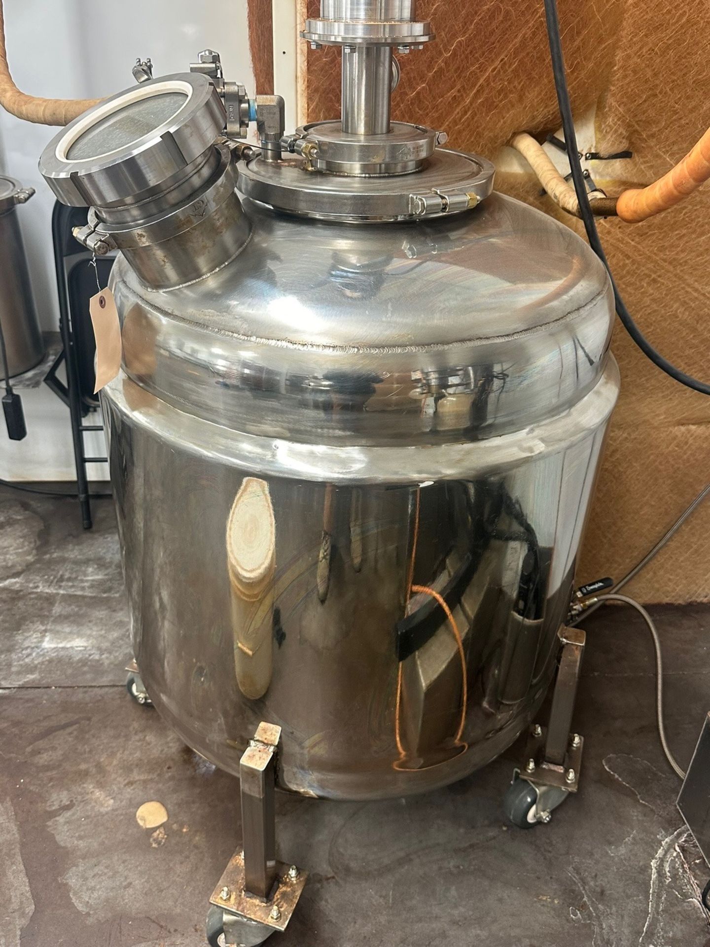 Stainless Steel Pressurized Vessel, With Agitation, | Rig Fee $100 - Image 4 of 4