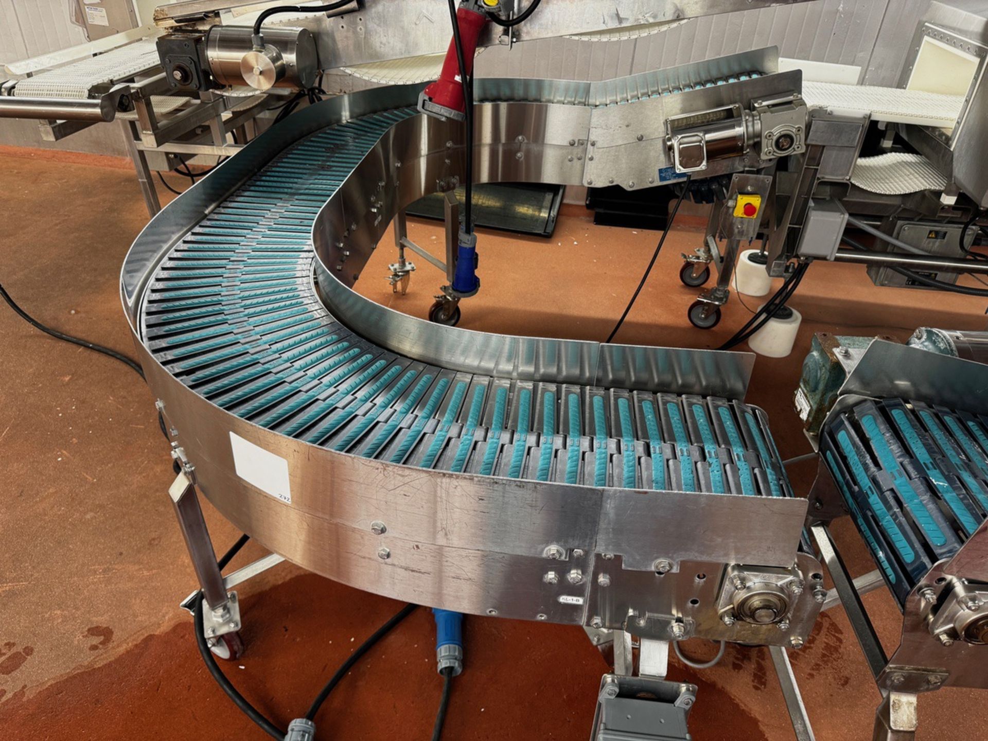 Stainless Steel Frame 180 Degree Conveyor