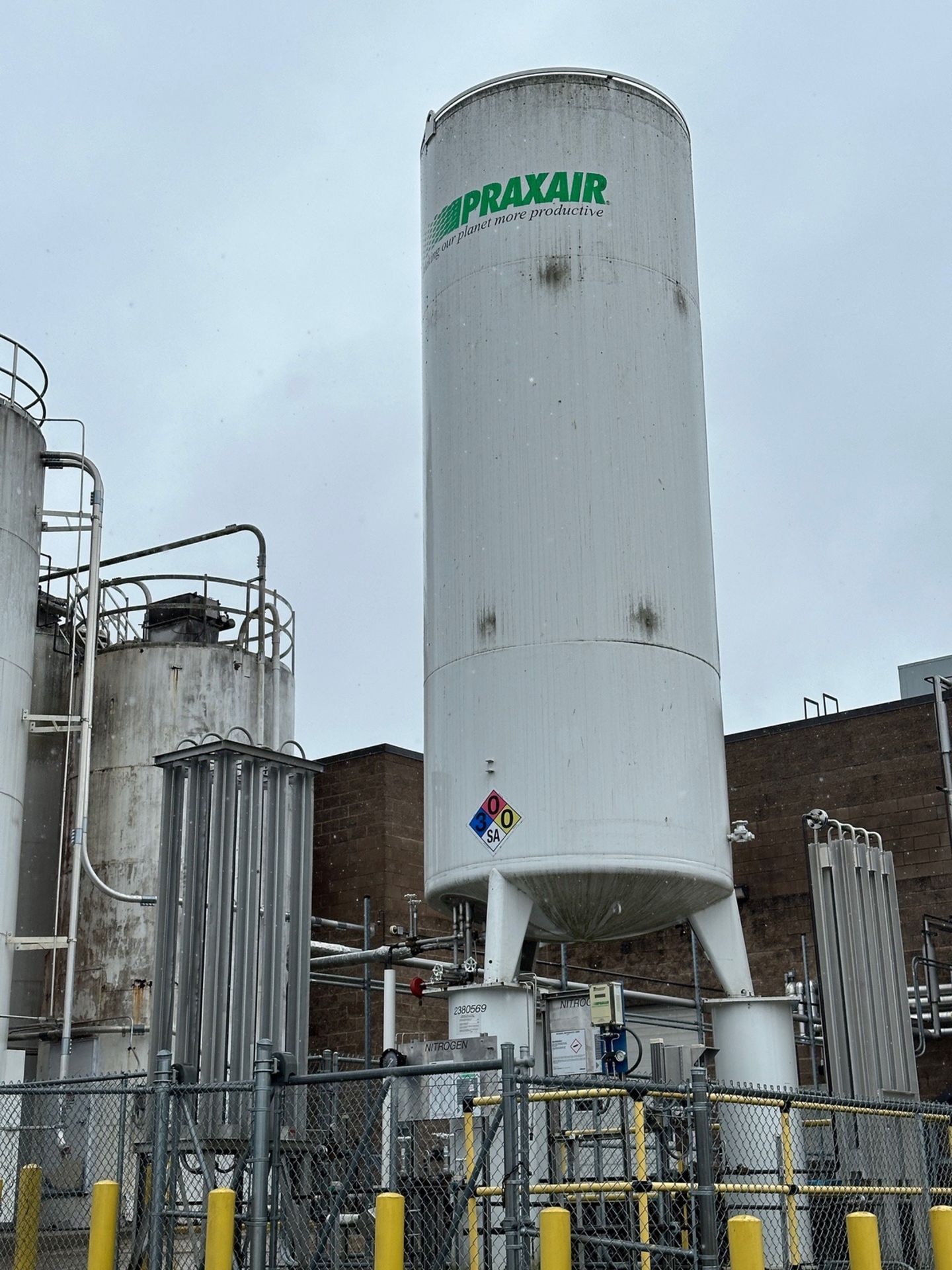 Praxair CO2 Storage Tank