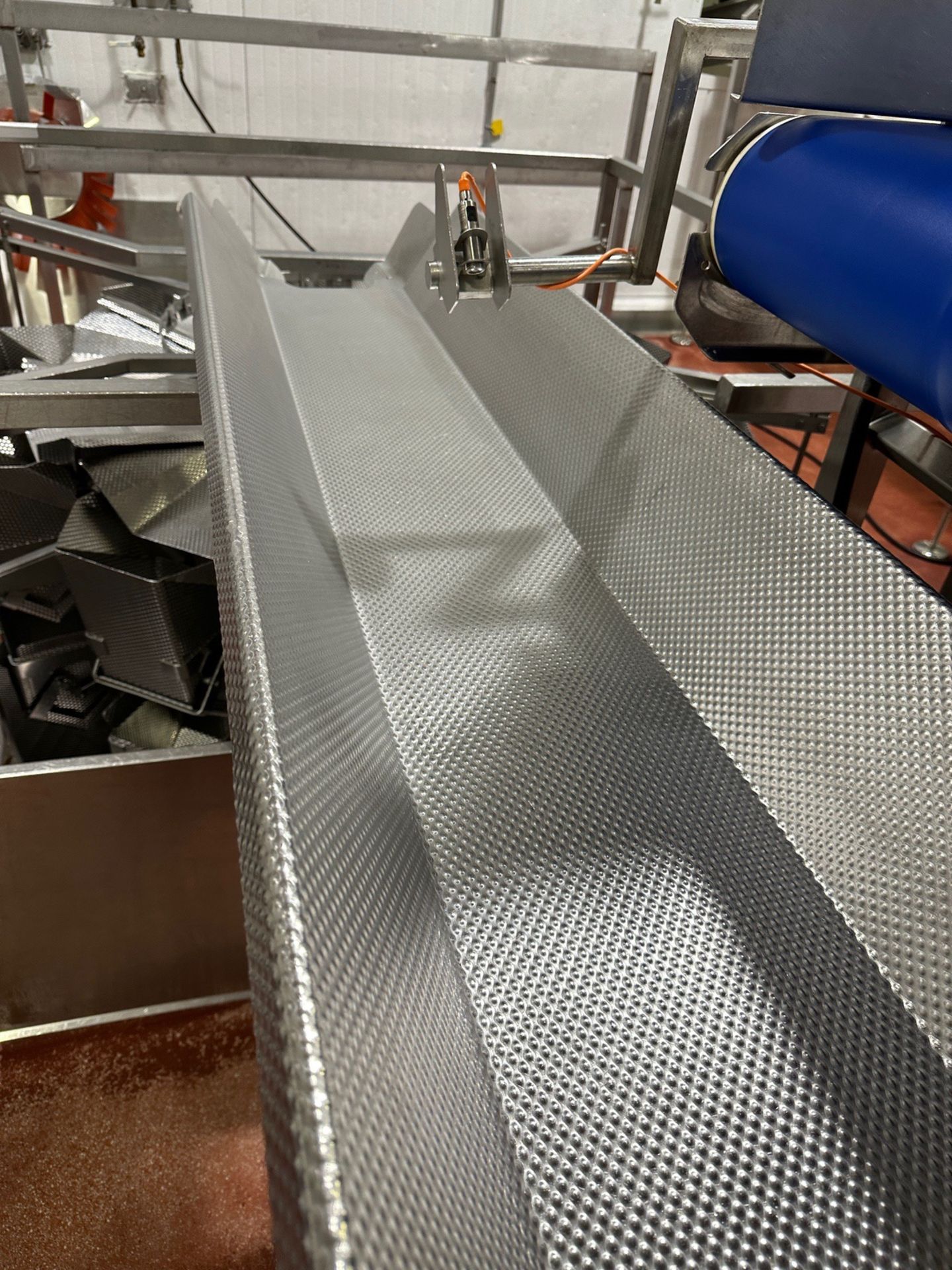 FastBack Dimple Pan Vibratory Conveyor, 17" Width x 84" OA Length - Image 2 of 4