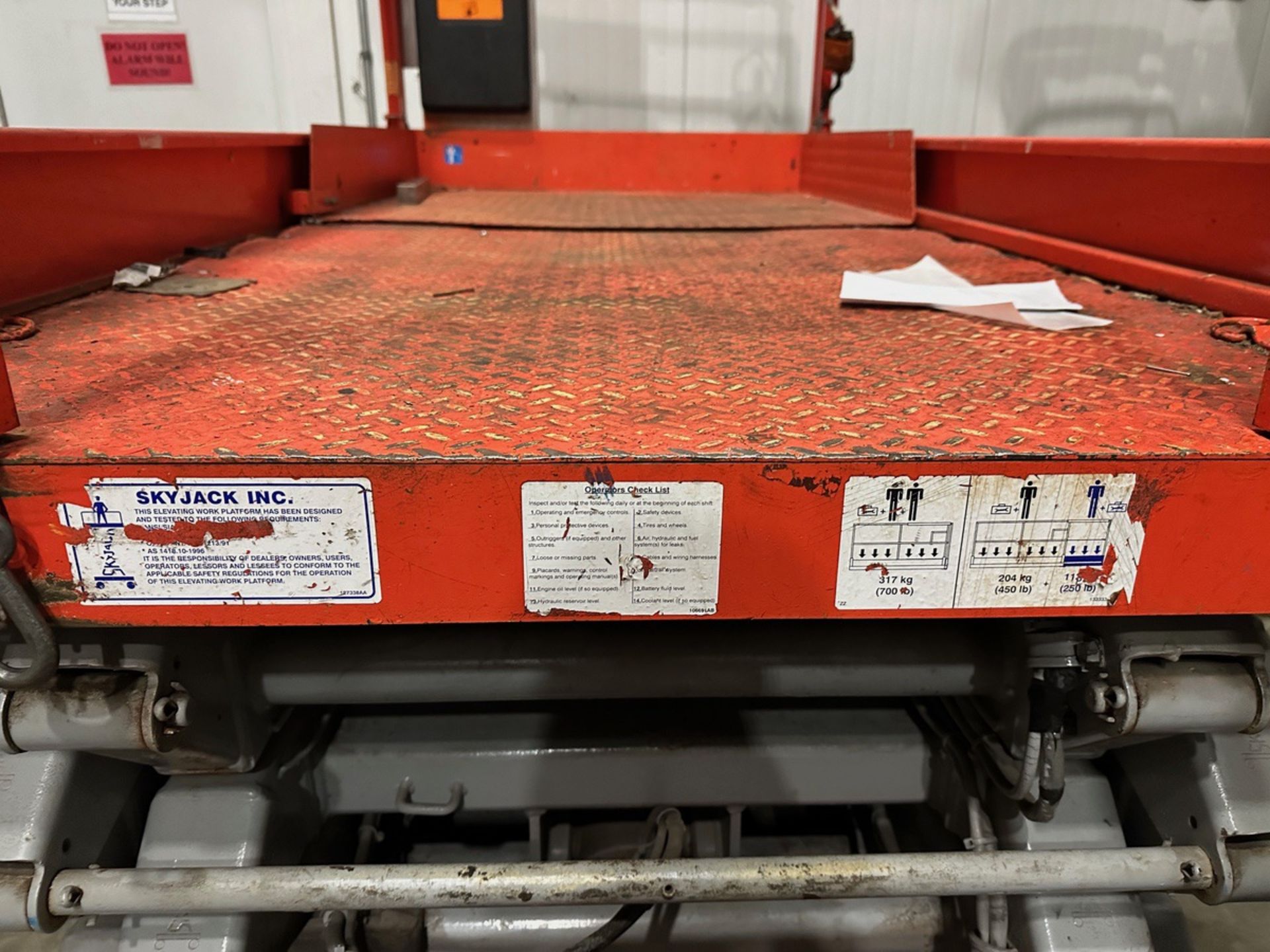 Skyjack SJIII 4832 Scissor Lift | Rig Fee $150 - Image 3 of 5