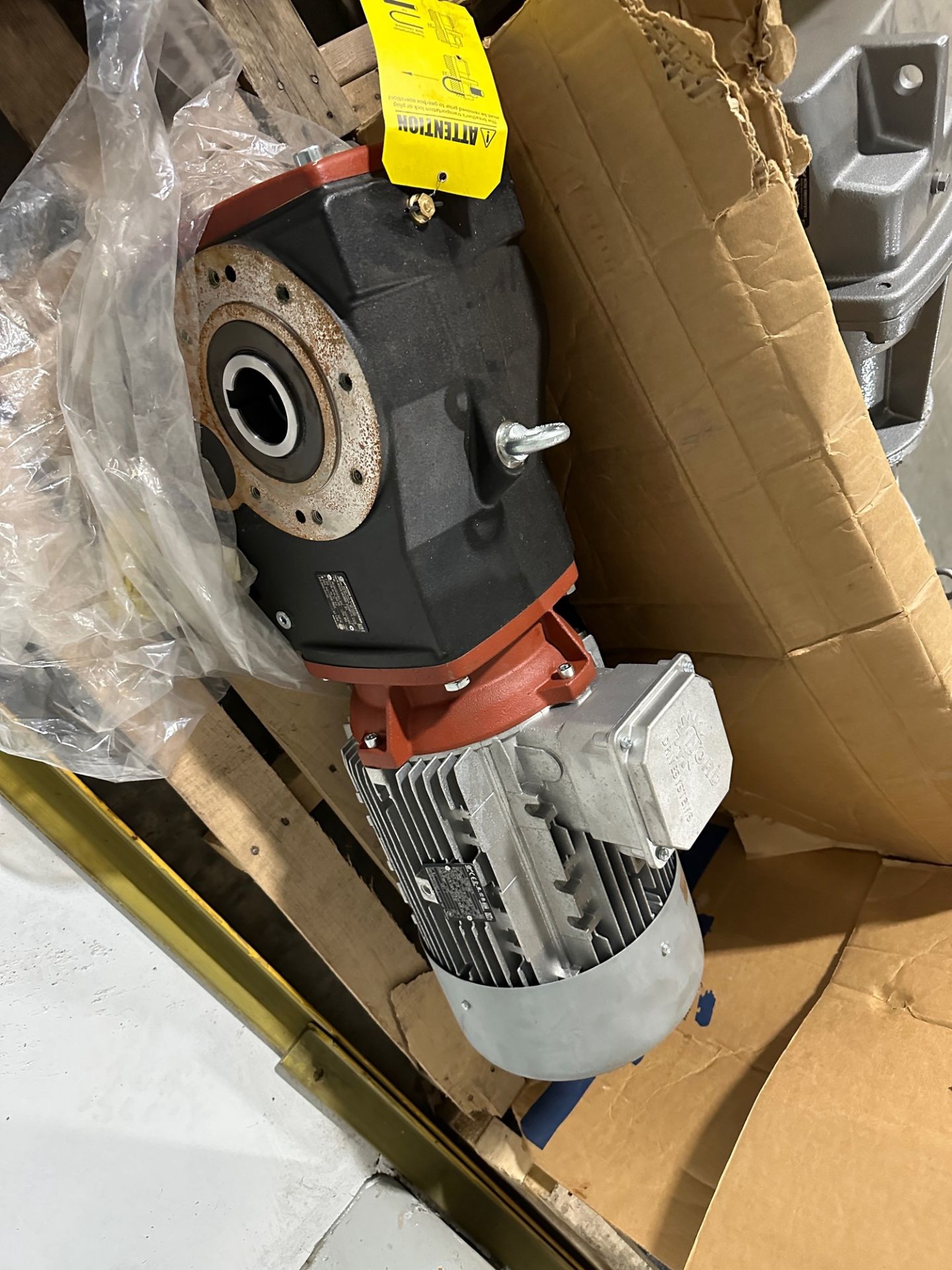 Pallet of Spare Motors & Gear Boxes | Rig Fee $50 - Image 2 of 7