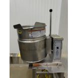 Cleveland Self Contained Jacketed Tilt Kettle